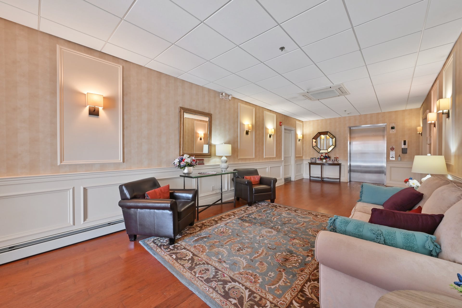 1203 Rio Vista Ln 