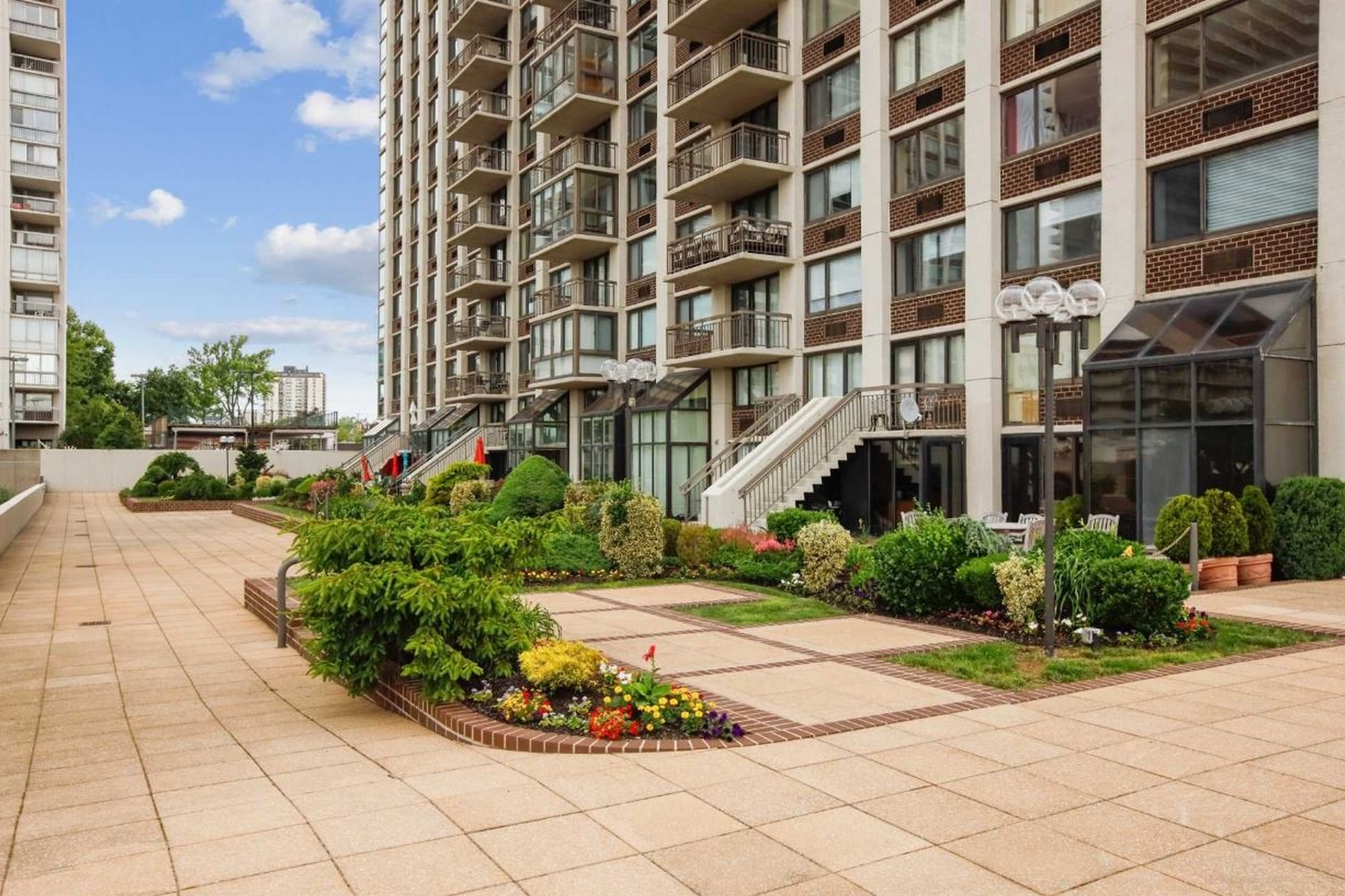 200 Old Palisade Rd, Unit 22E
