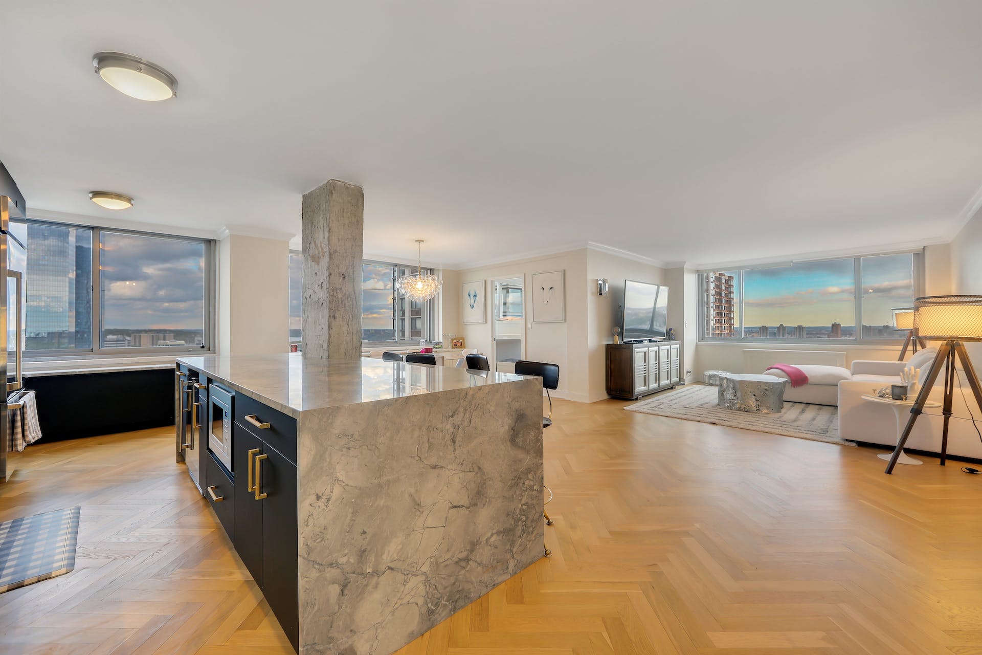 1600 Parker Avenue Unit# 22C