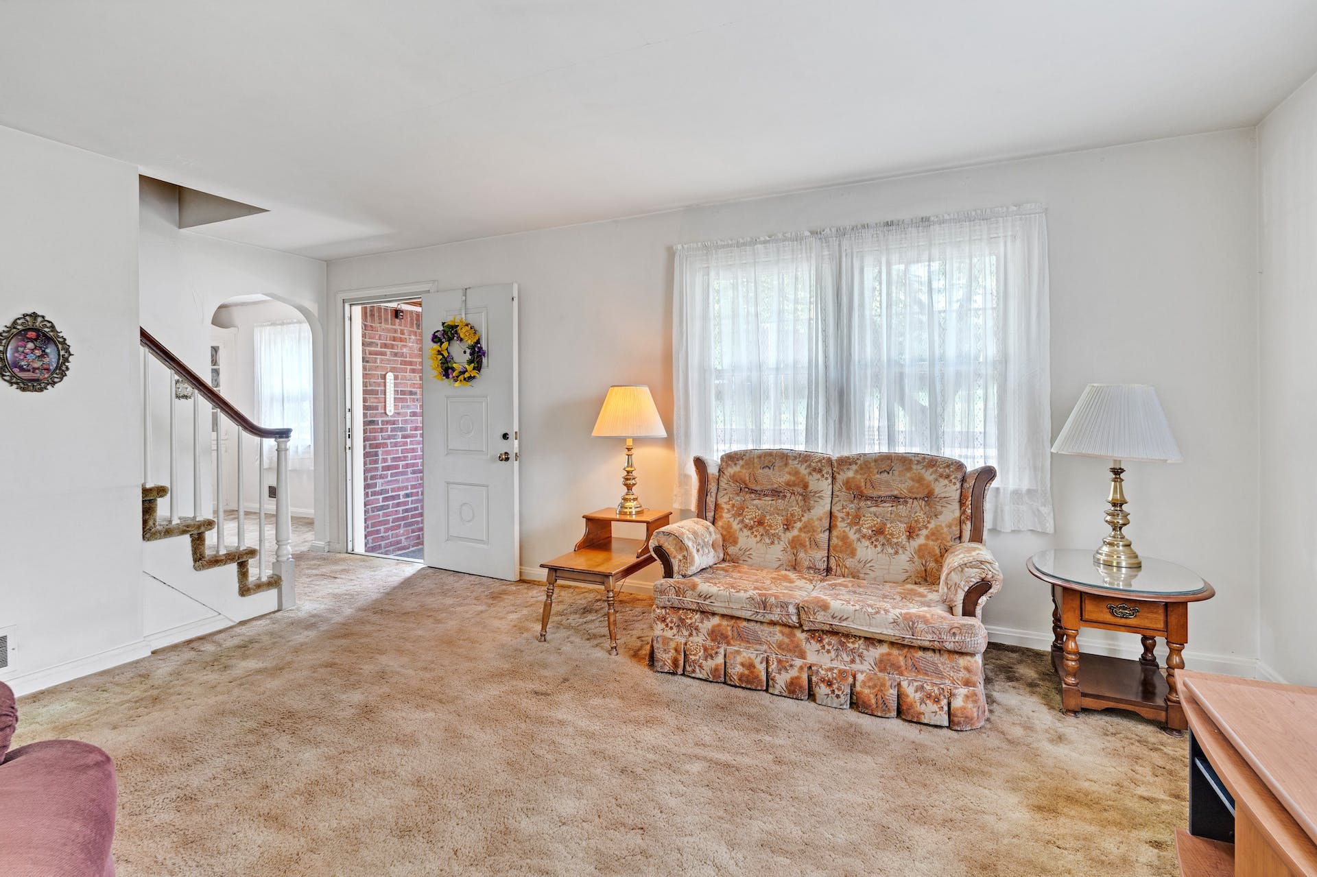 96 Brookside Ave