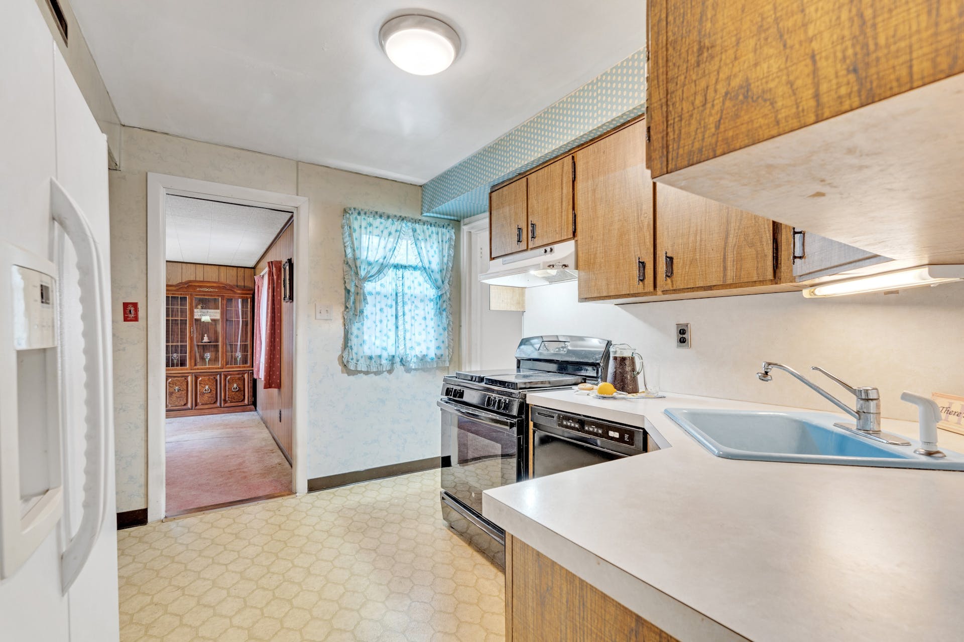 96 Brookside Ave