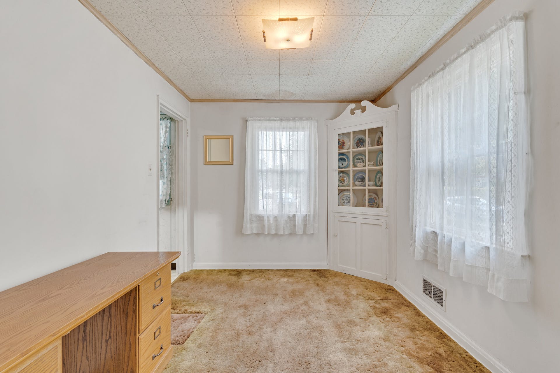 96 Brookside Ave