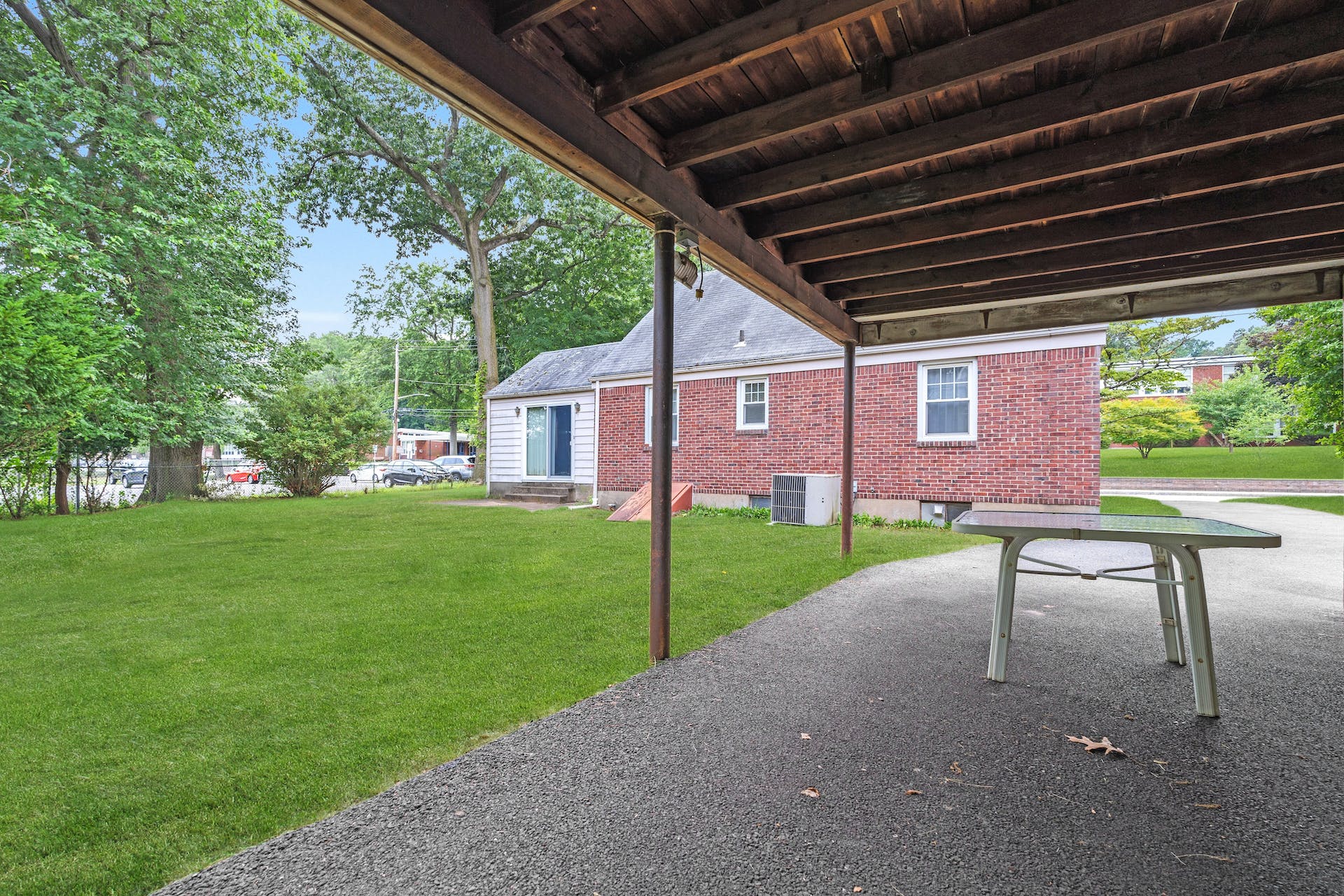 96 Brookside Ave