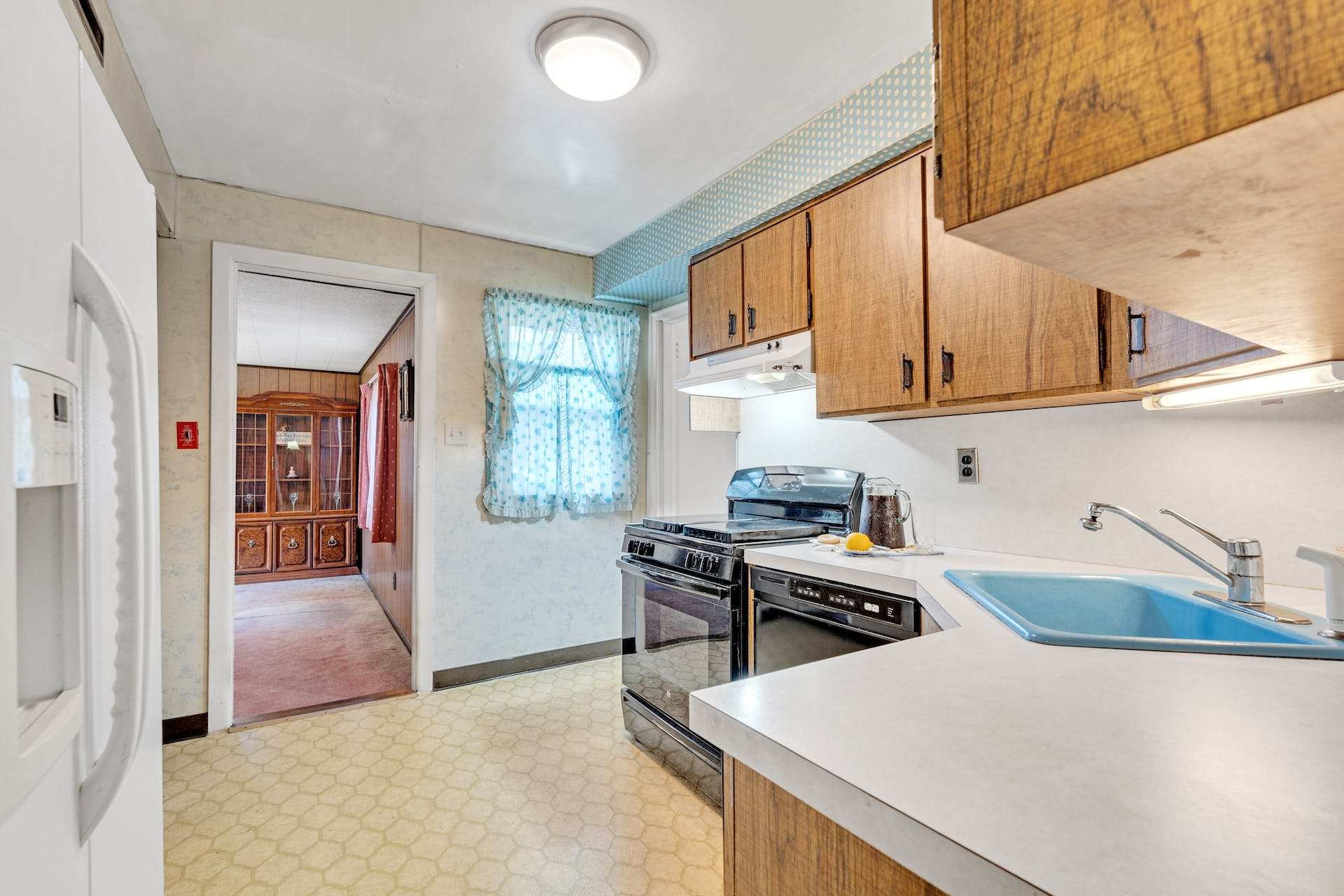 96 Brookside Ave