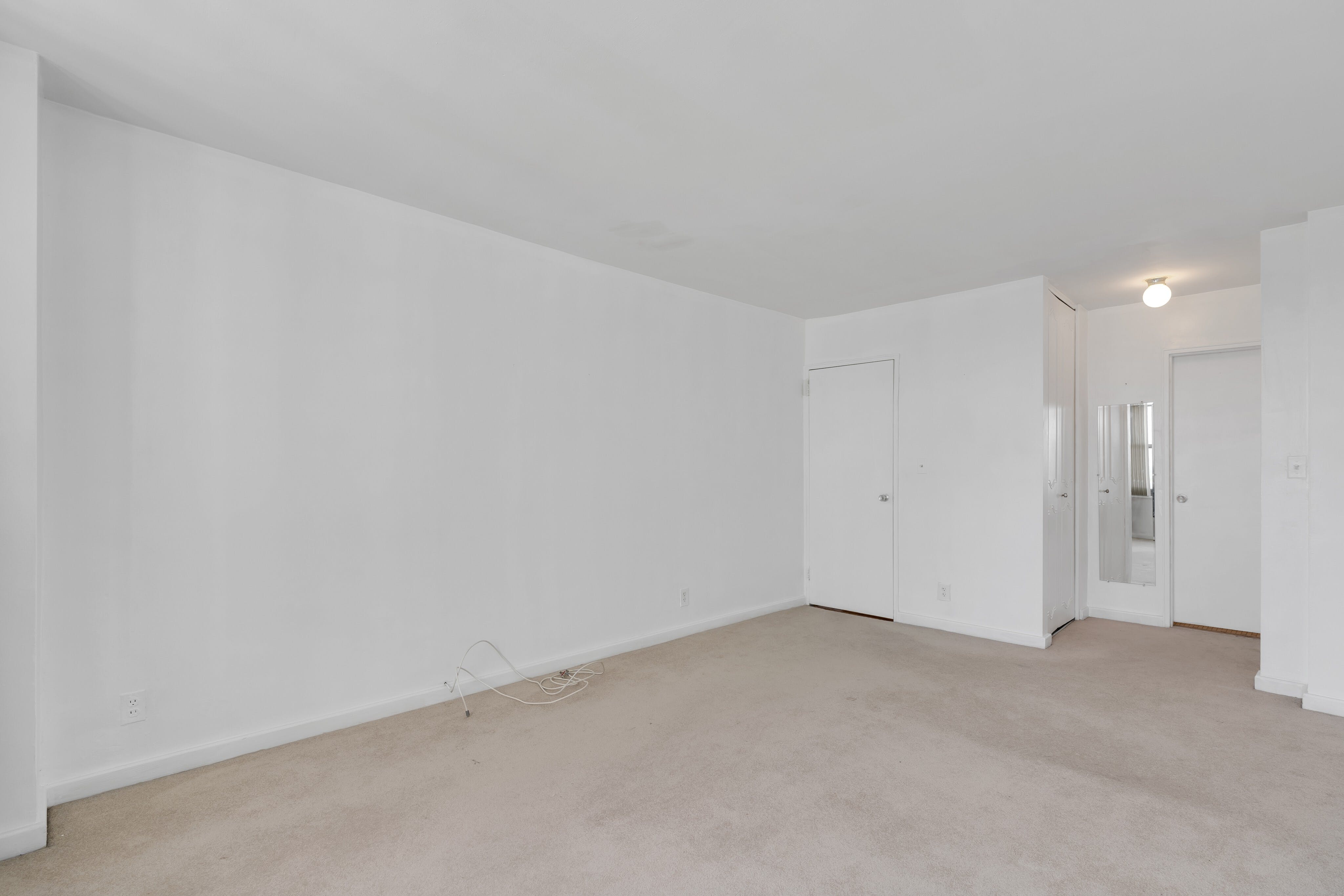 2100 Linwood Avenue Unit# 20T
