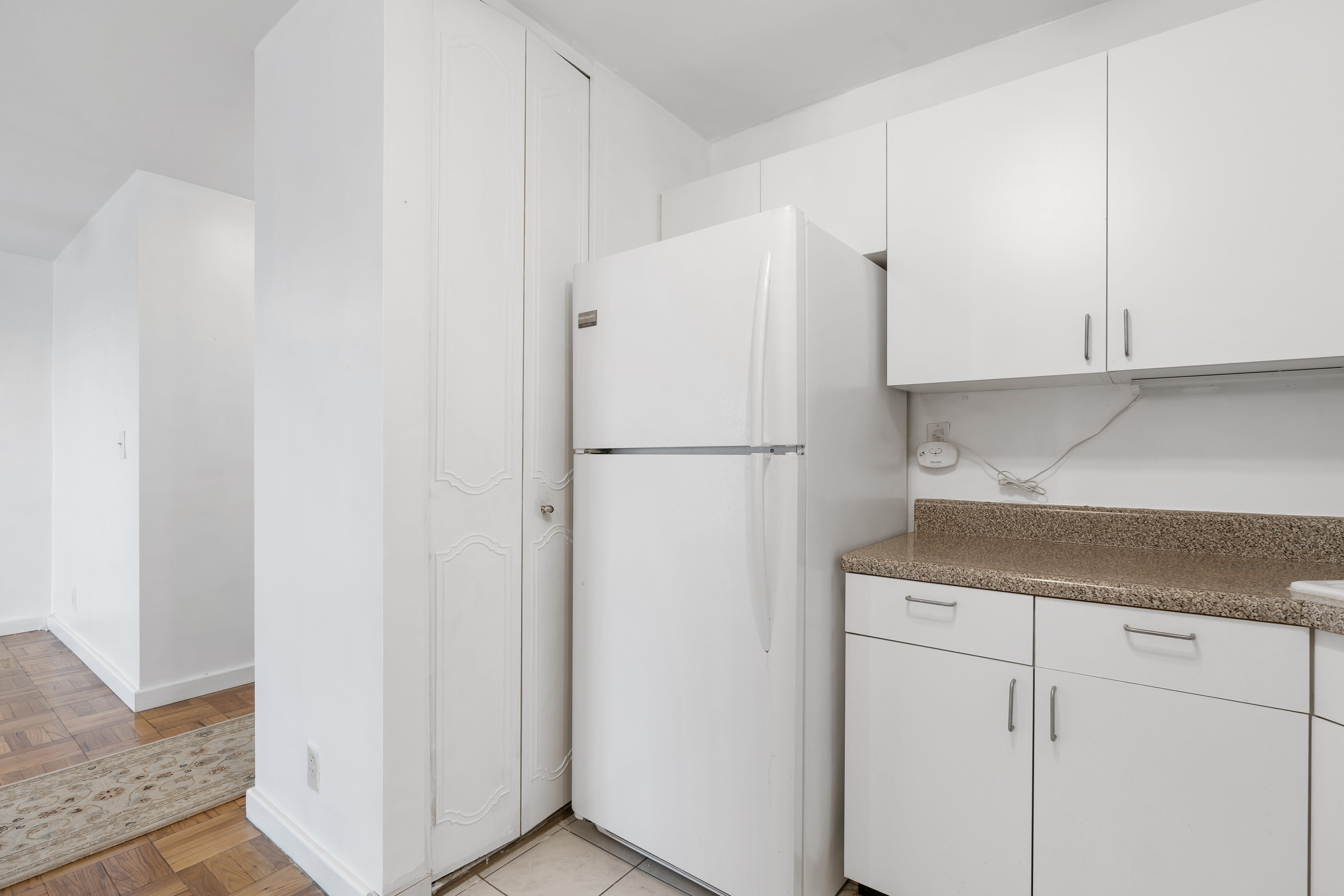 2100 Linwood Avenue Unit# 20T