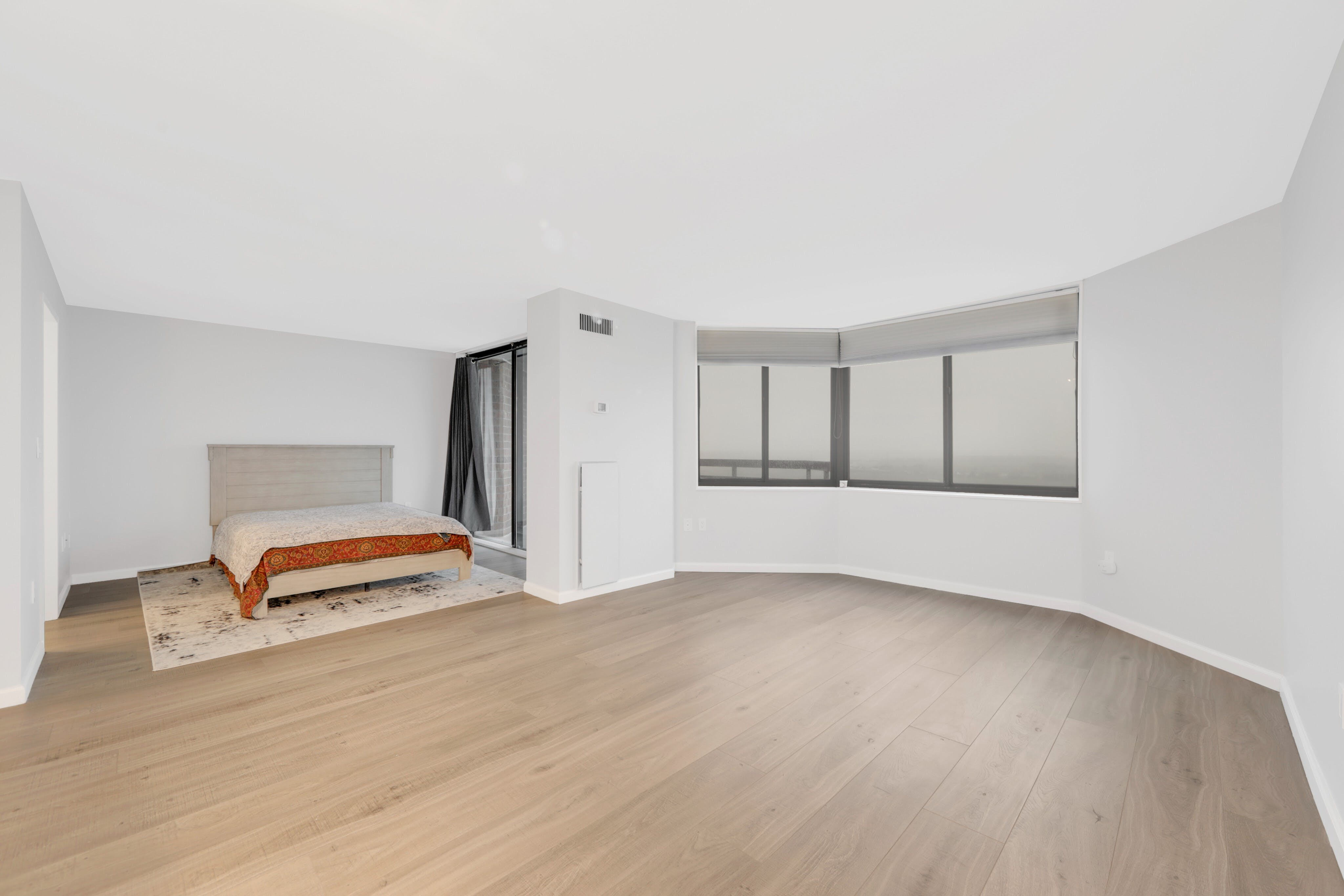1540 Harmon Cove Tower Unit# 1540
