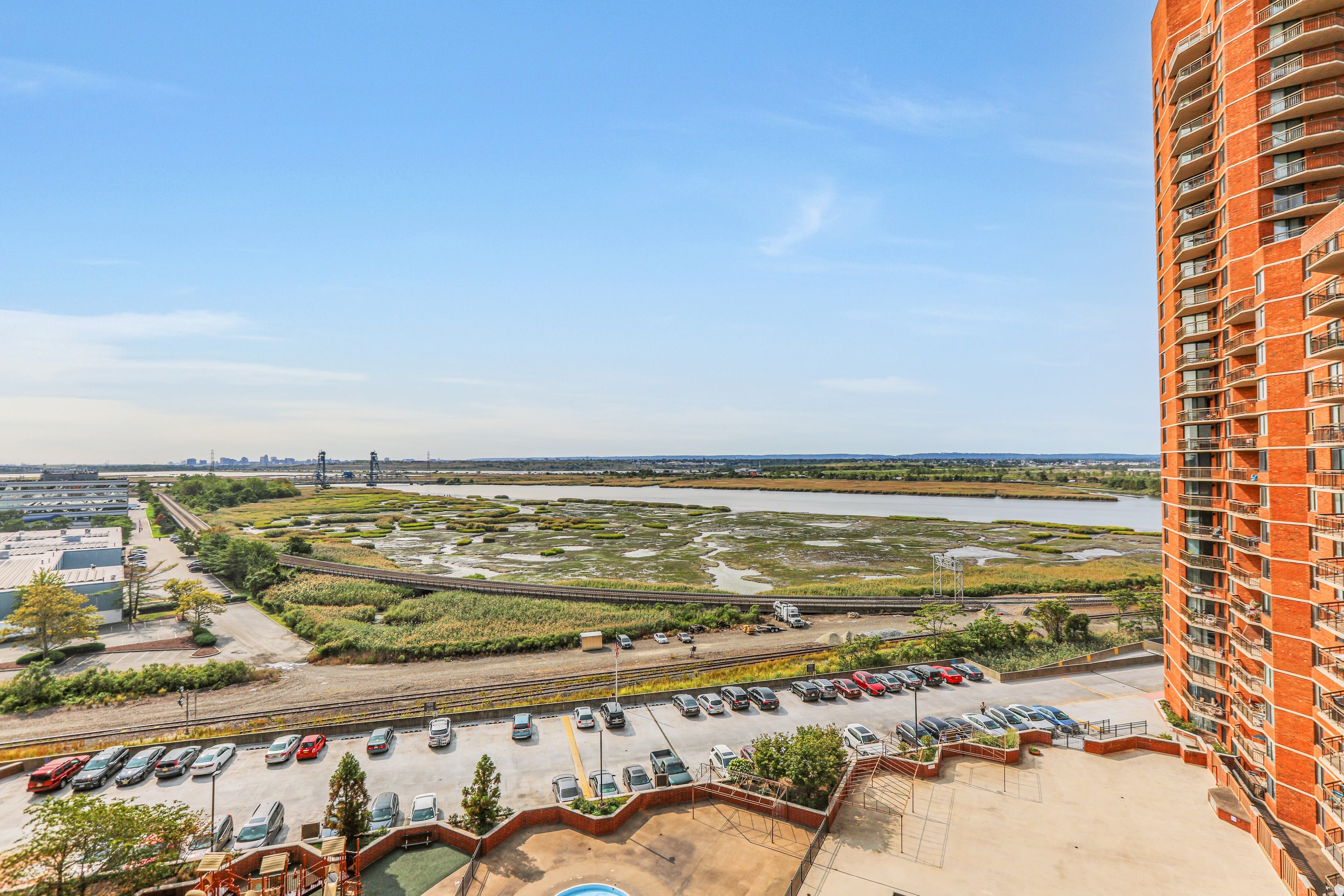 1540 Harmon Cove Tower Unit# 1540