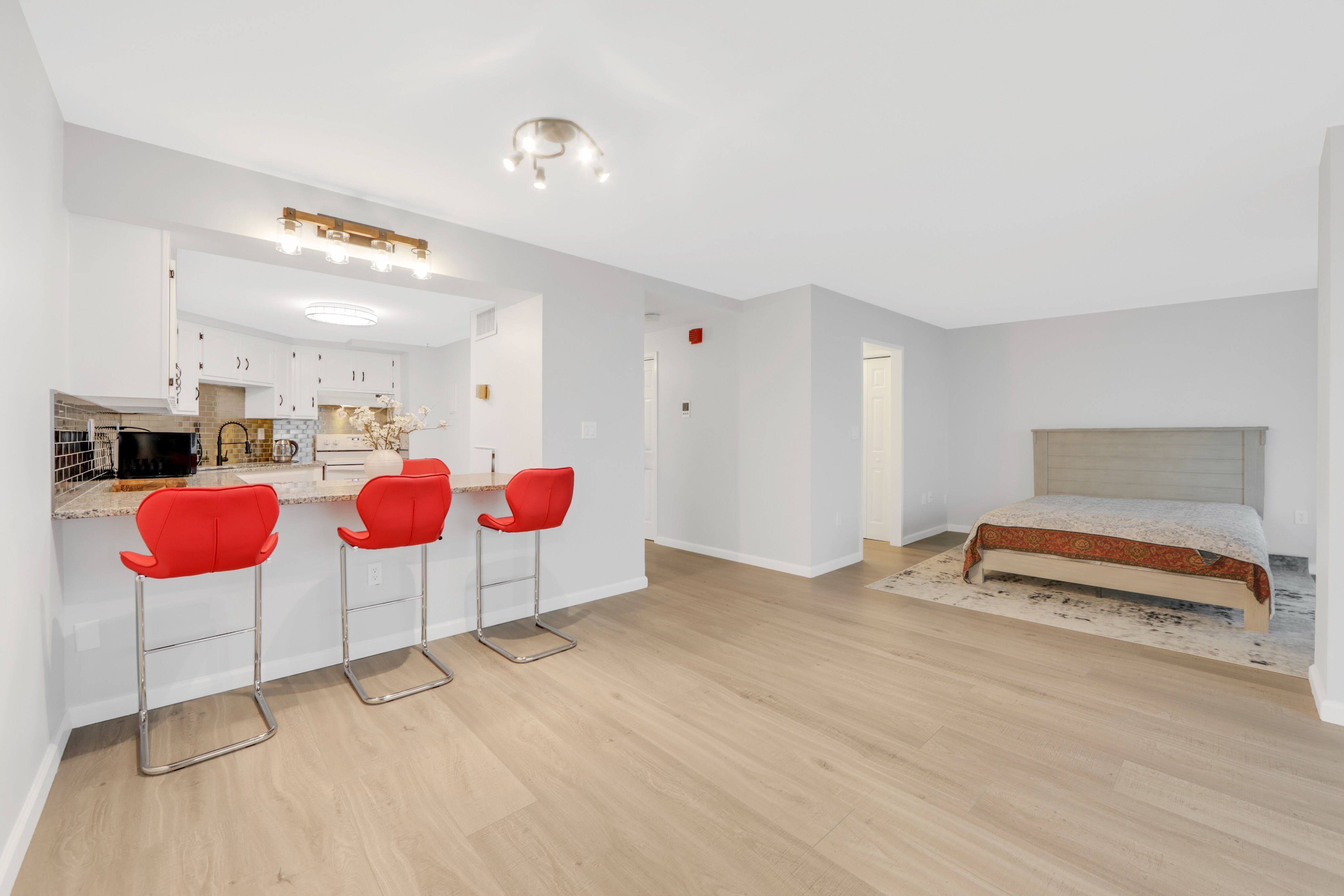 1540 Harmon Cove Tower Unit# 1540