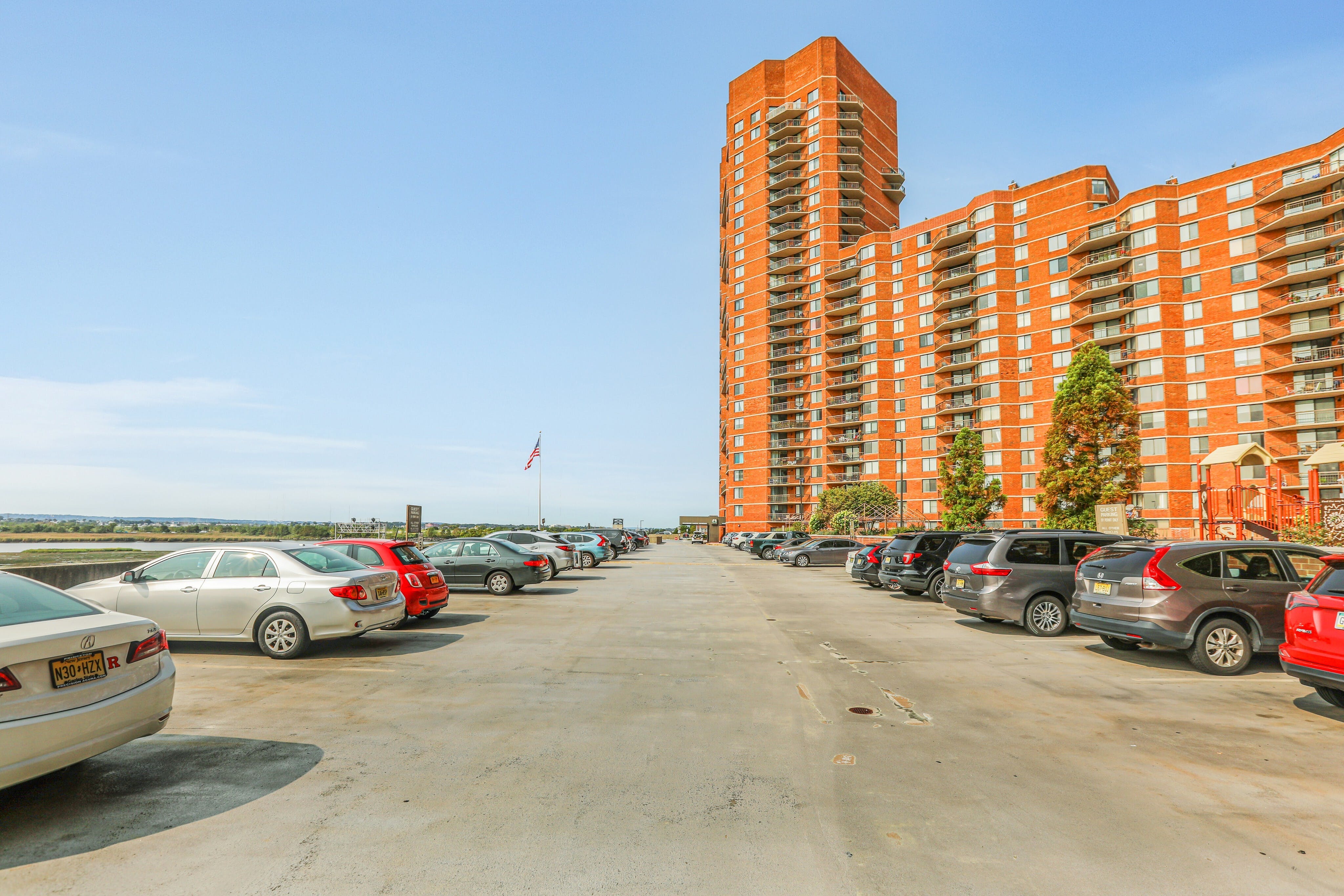 1540 Harmon Cove Tower Unit# 1540