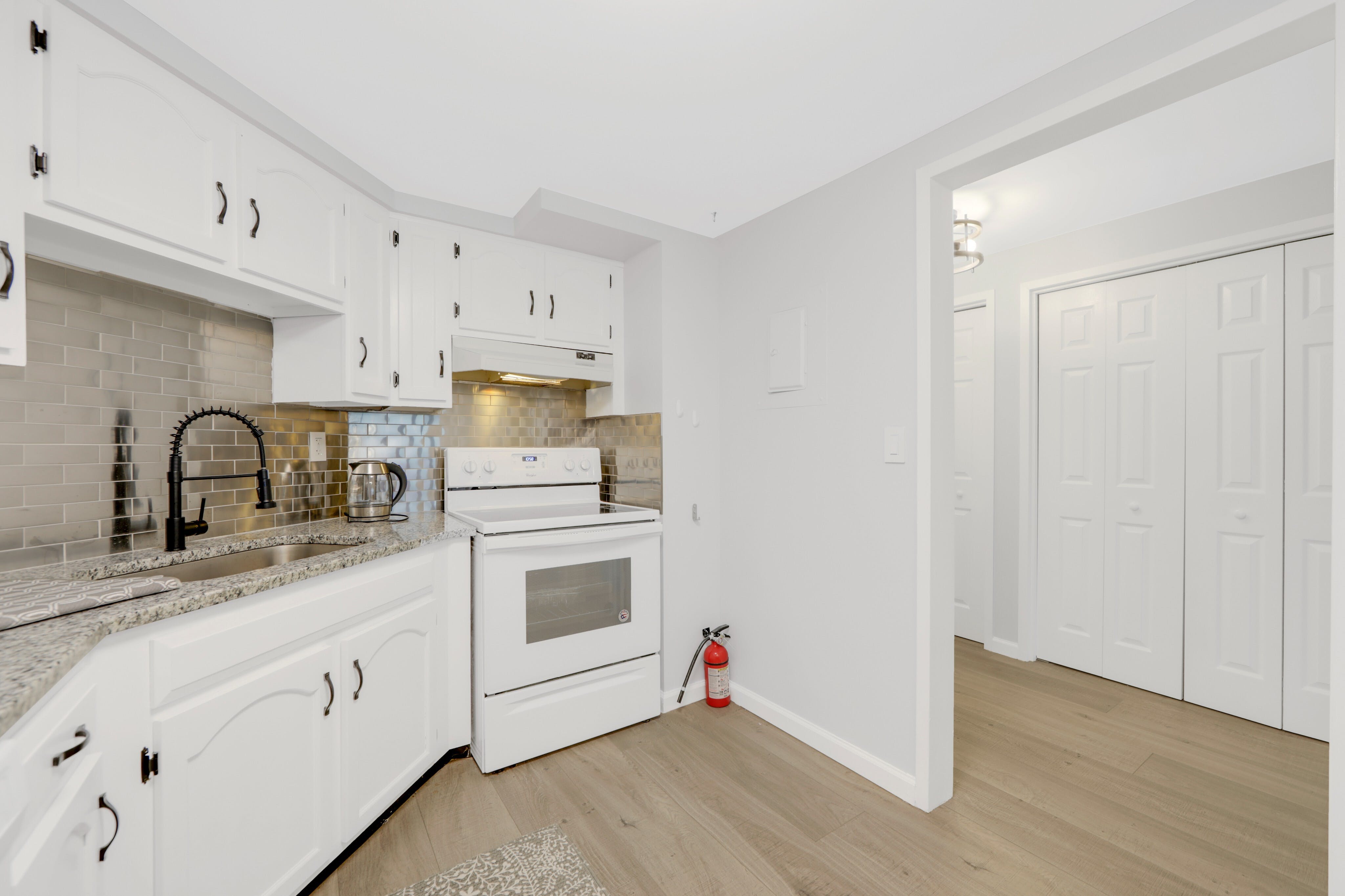1540 Harmon Cove Tower Unit# 1540