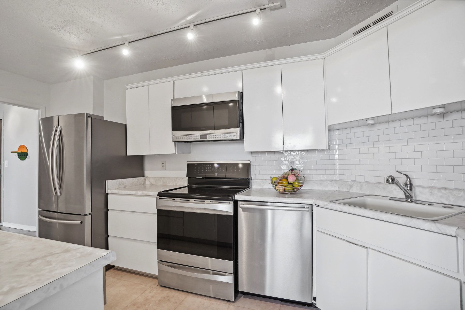 2 Claridge Dr, 9ge Unit# 9GE