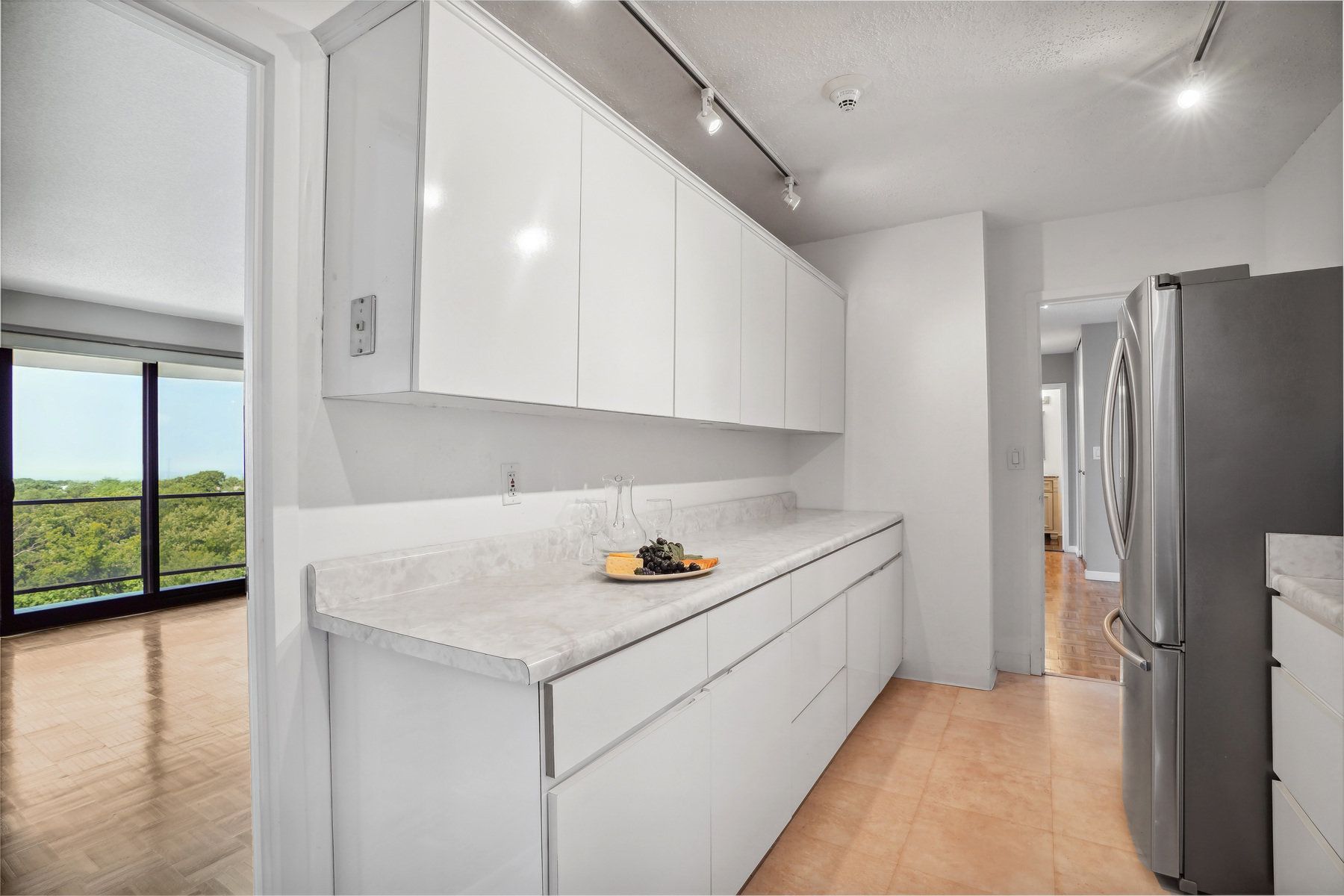 2 Claridge Dr, 9ge Unit# 9GE