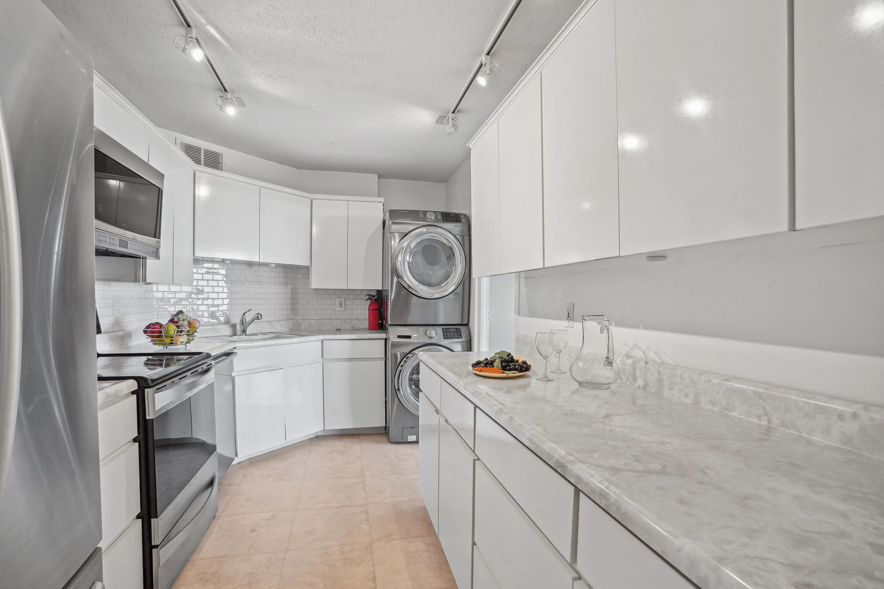 2 Claridge Dr, 9ge Unit# 9GE