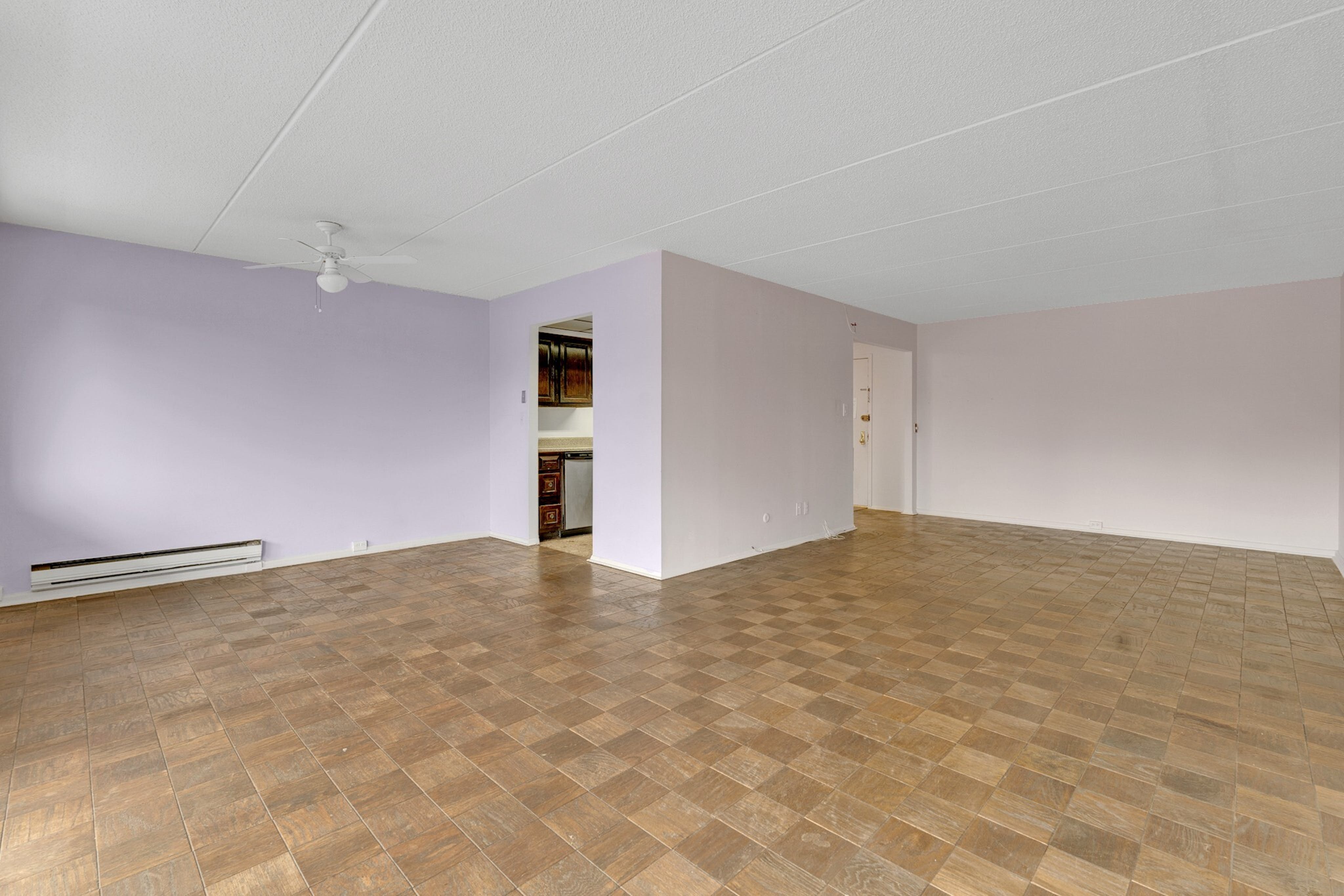 1600 Center Avenue Unit# 4H
