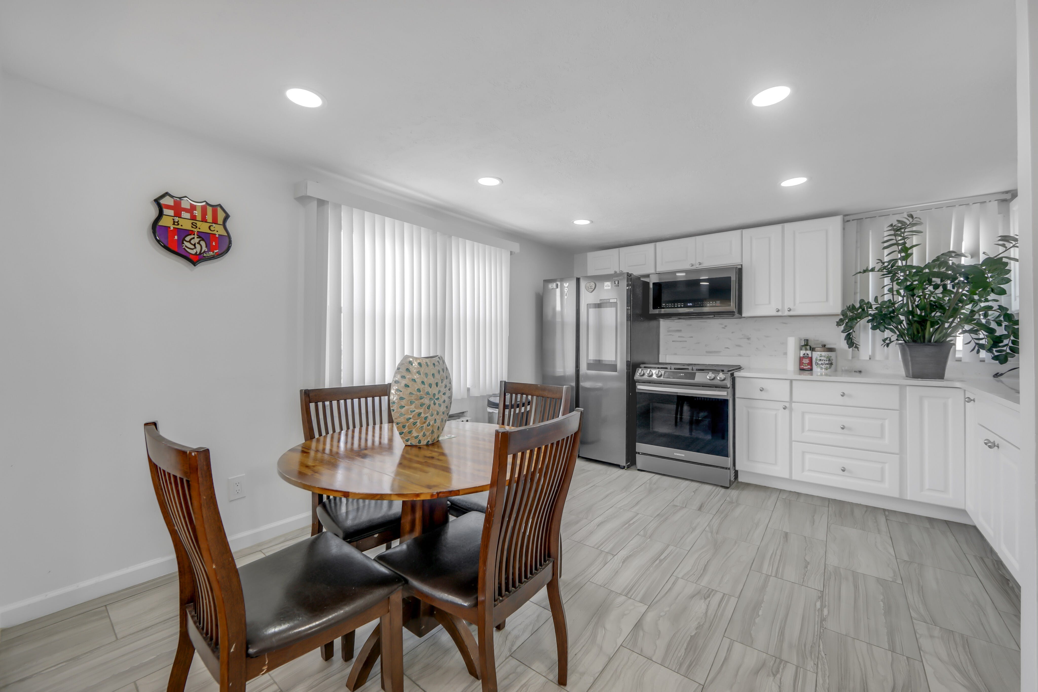 489 Madeline Avenue 