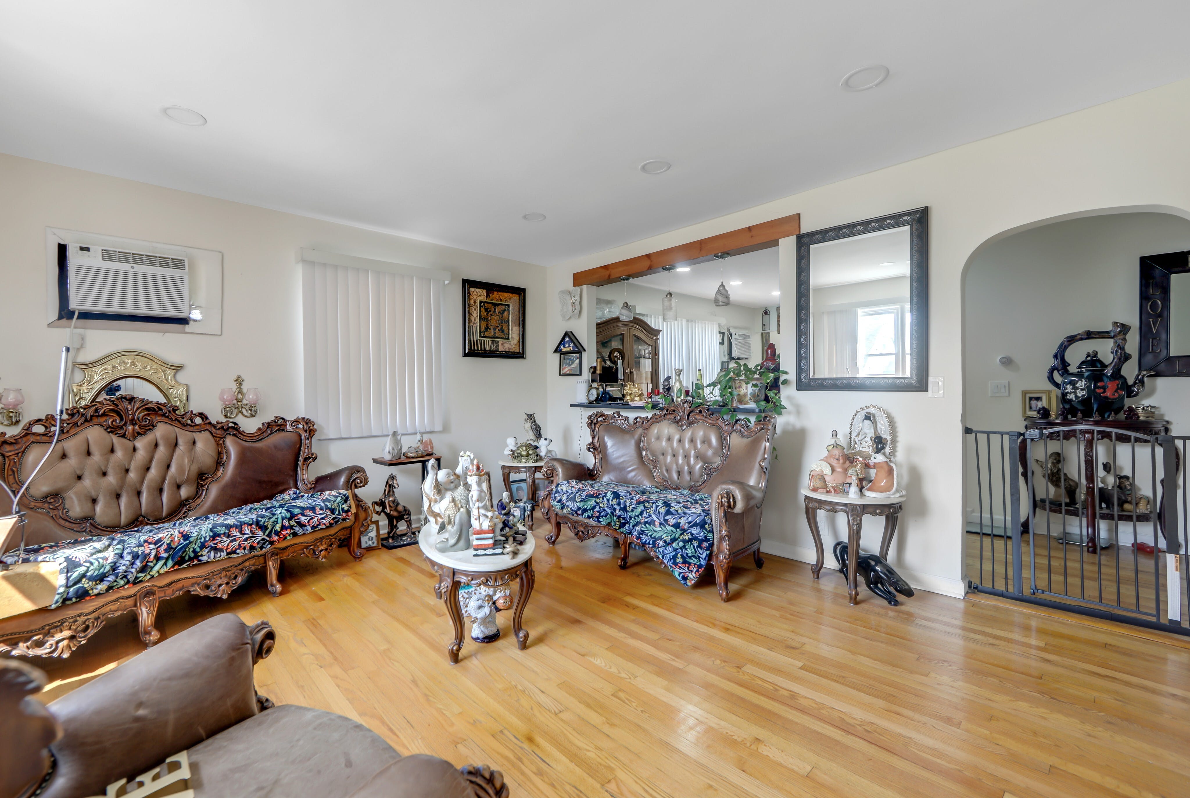 489 Madeline Avenue 