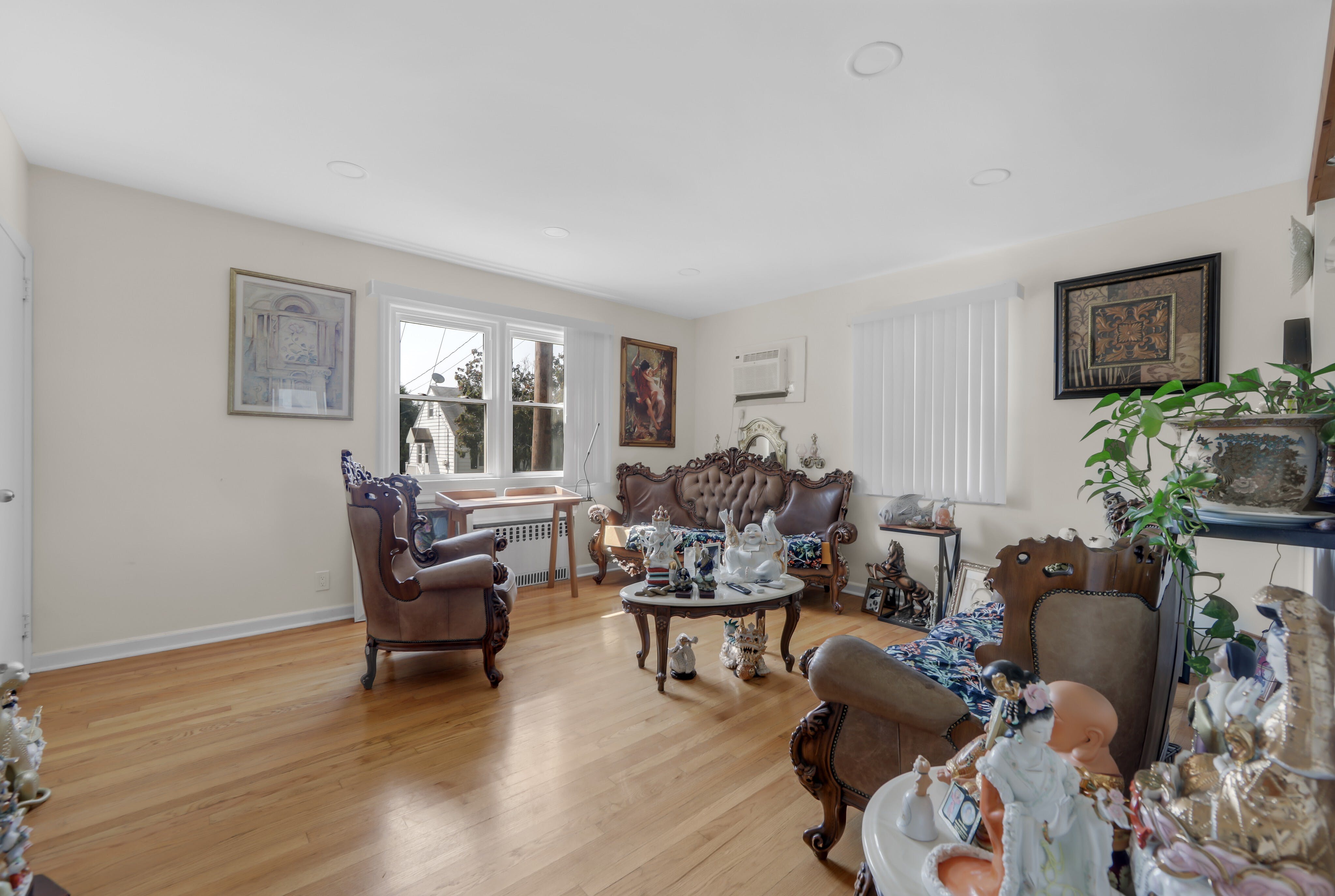 489 Madeline Avenue 