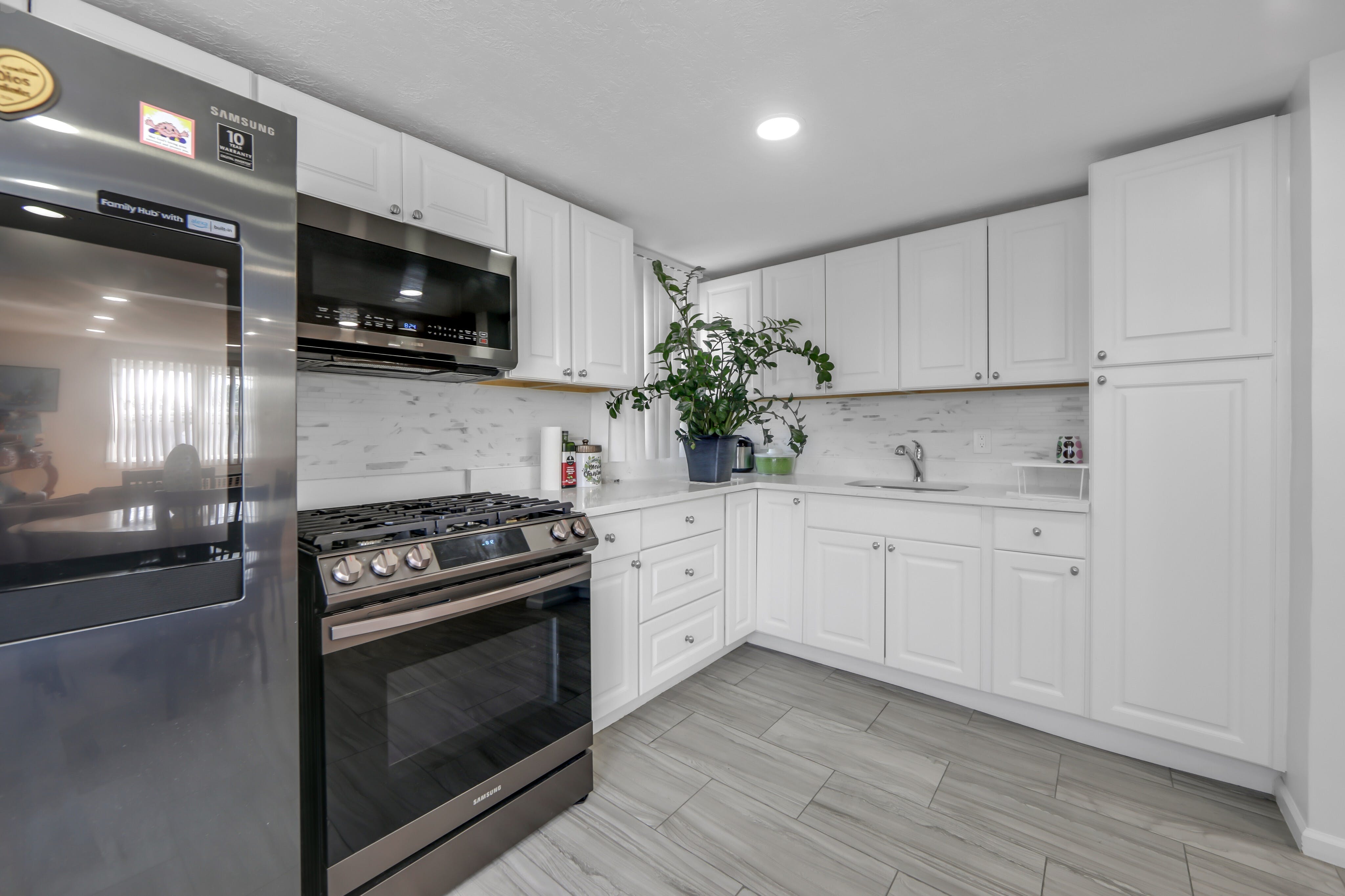 489 Madeline Avenue 