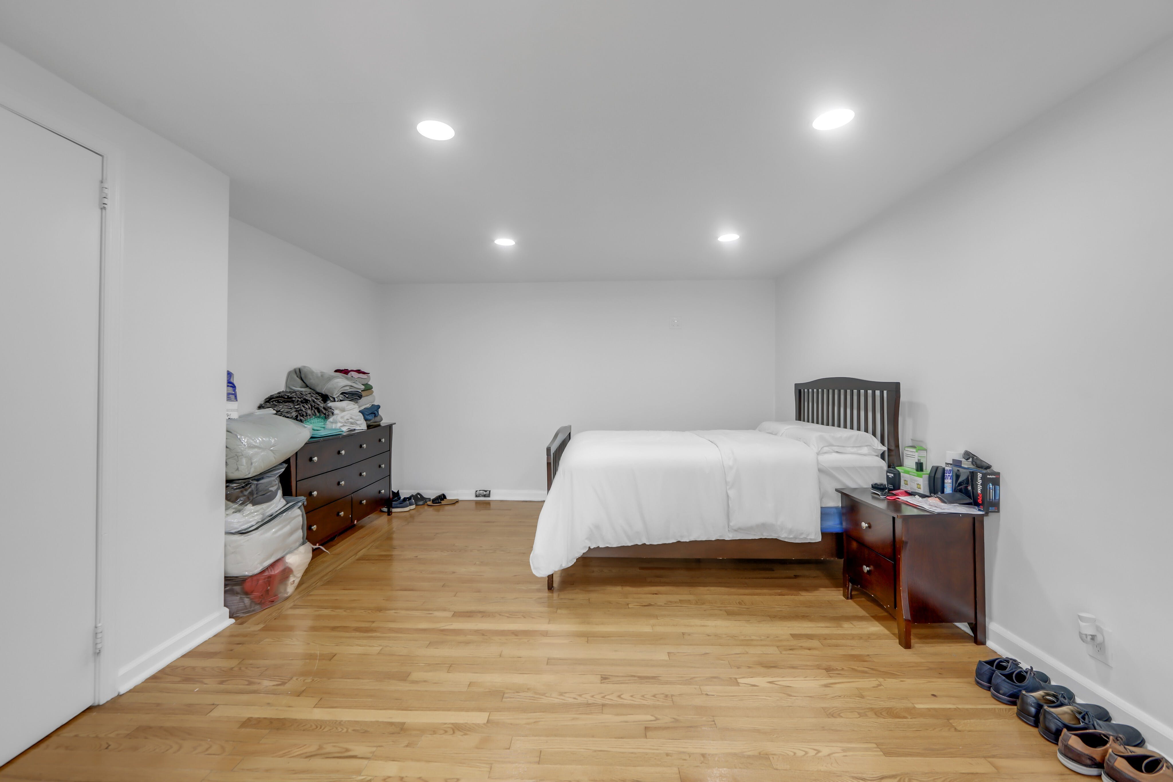 489 Madeline Avenue 