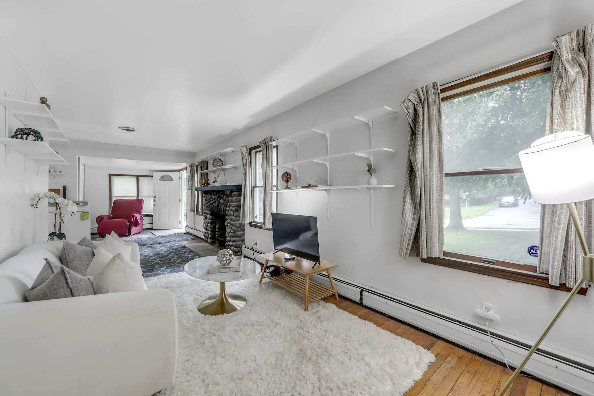 32 East Grand Avenue