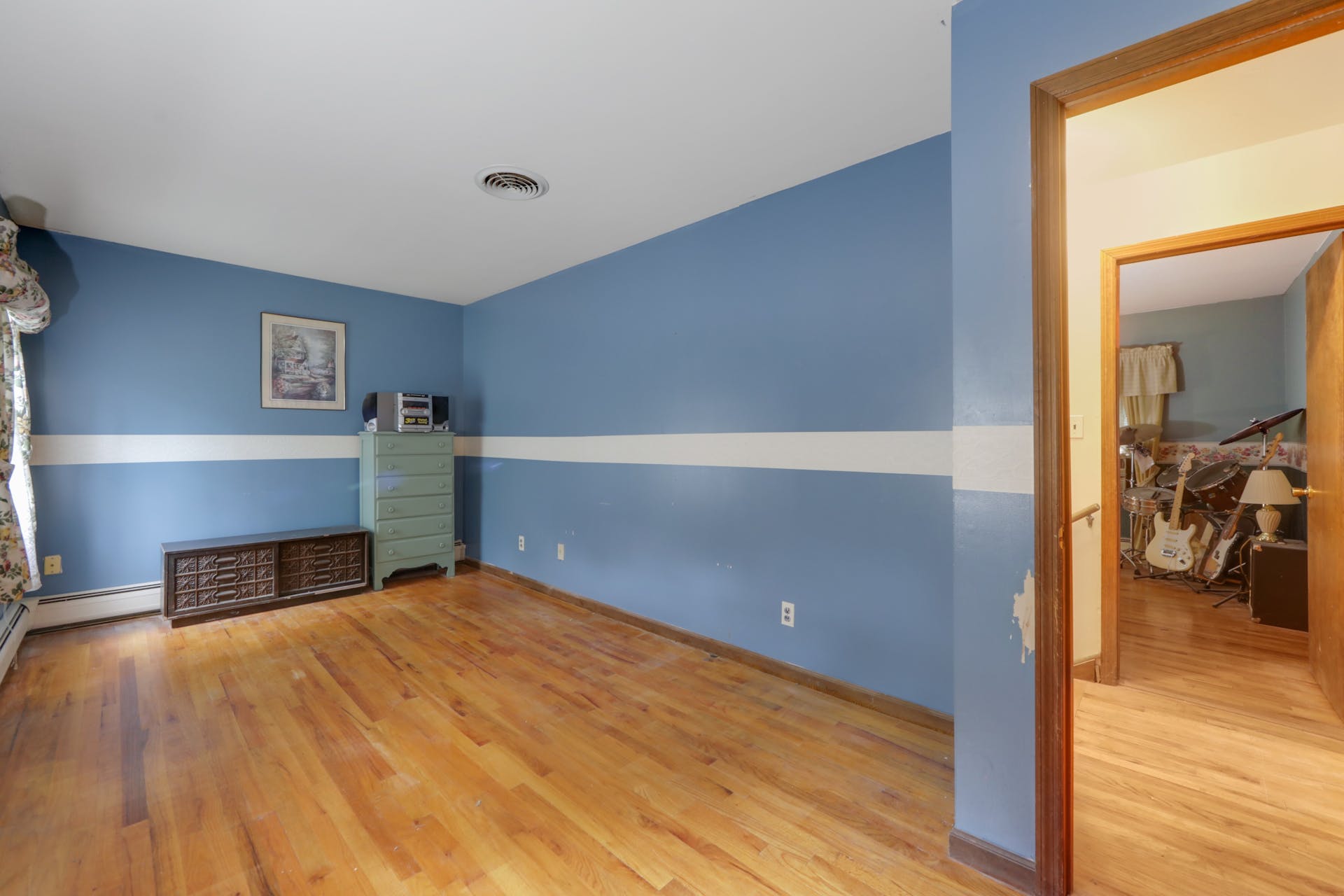 32 East Grand Avenue
