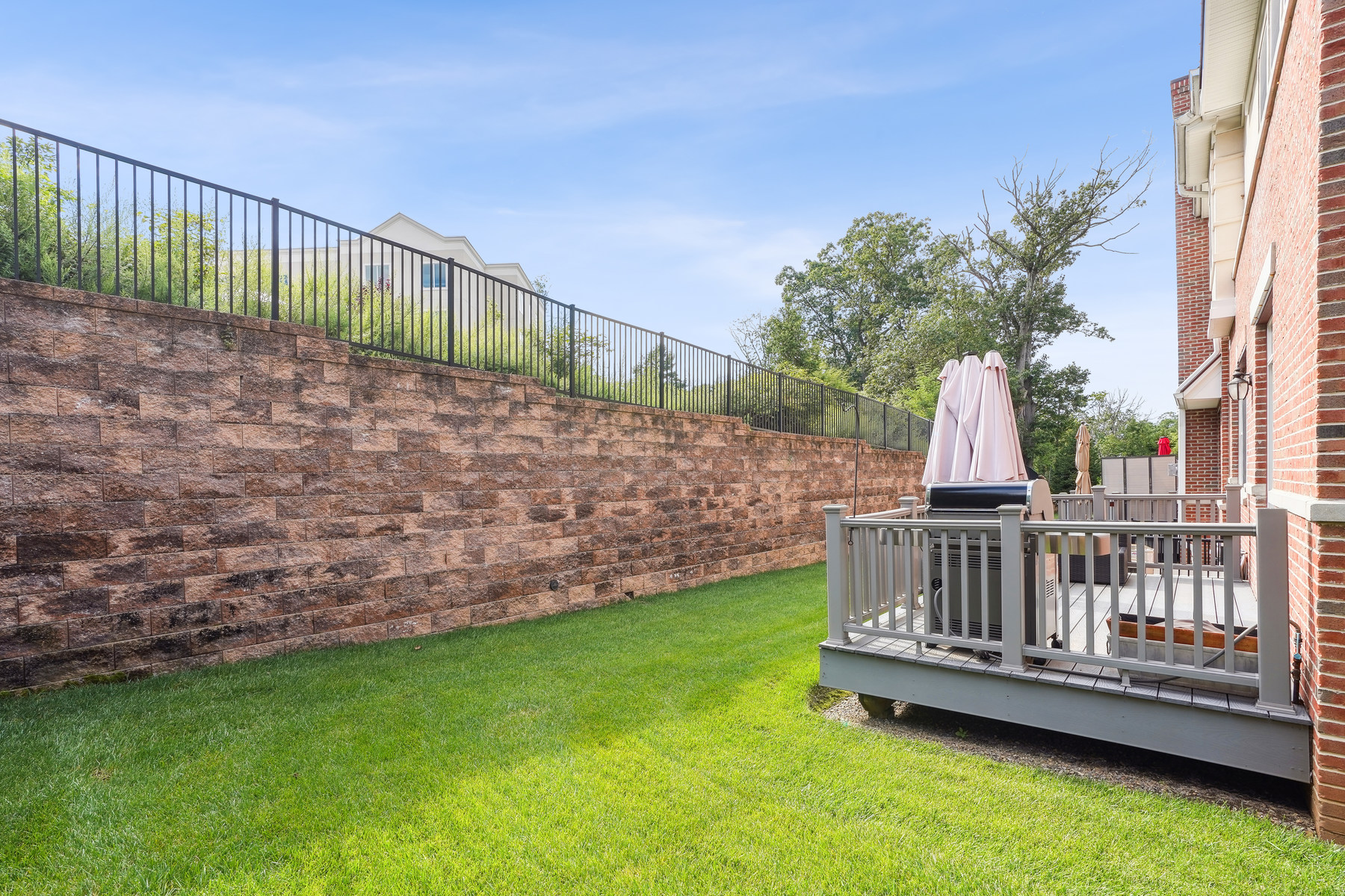 1 Cedar Gate Court