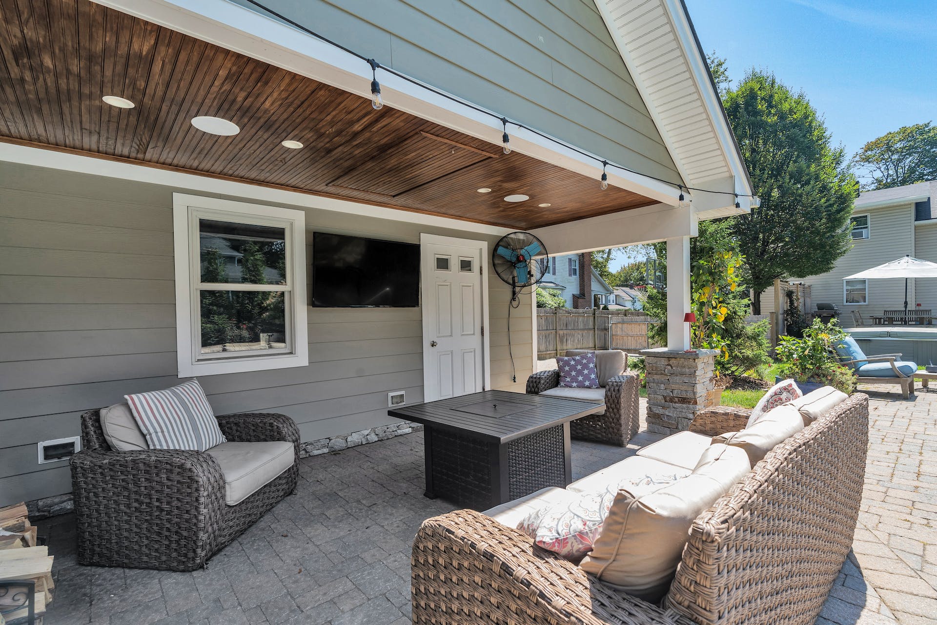 125 East Center Street 