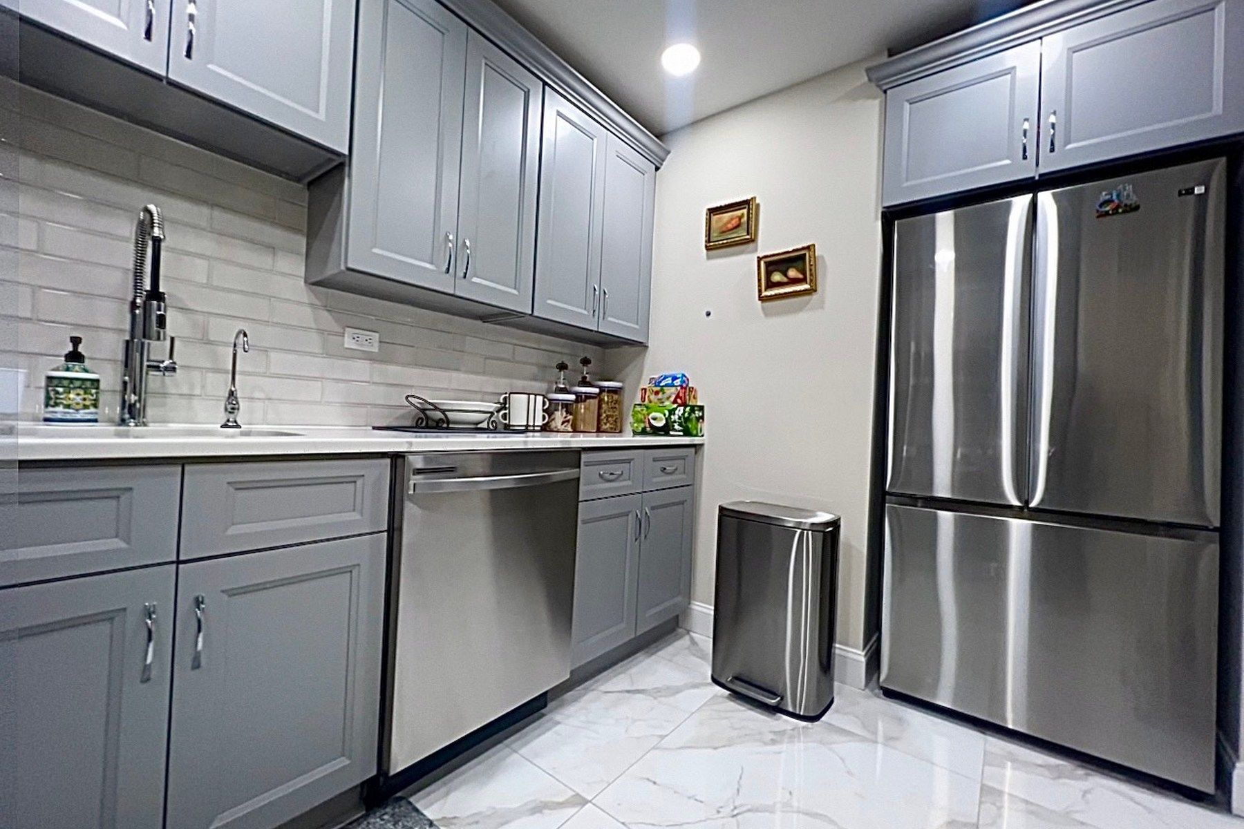 39 East 39th Street Unit# 2T