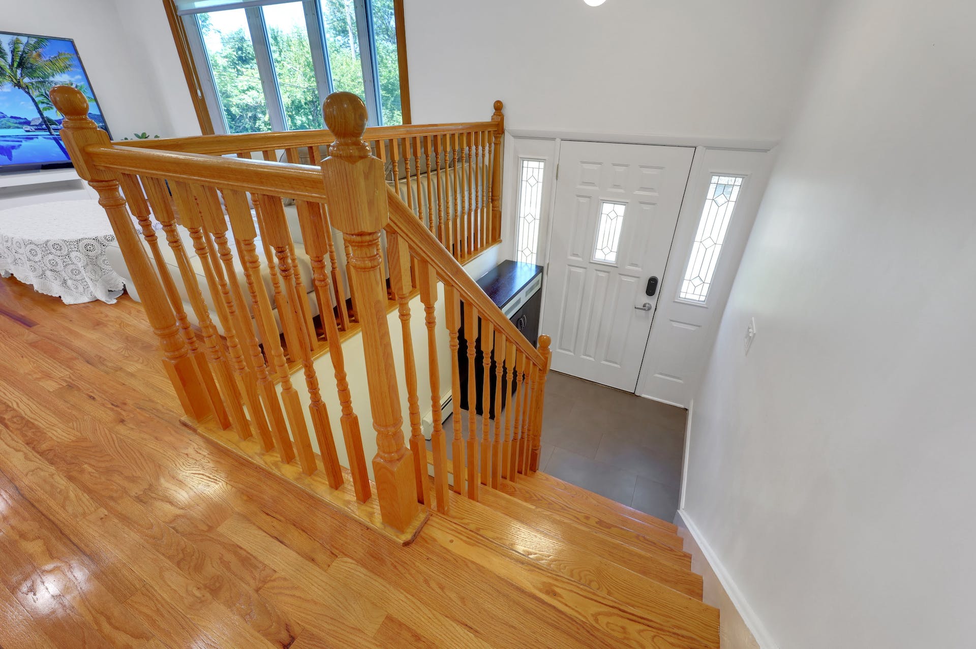 10 Ray Avenue 
