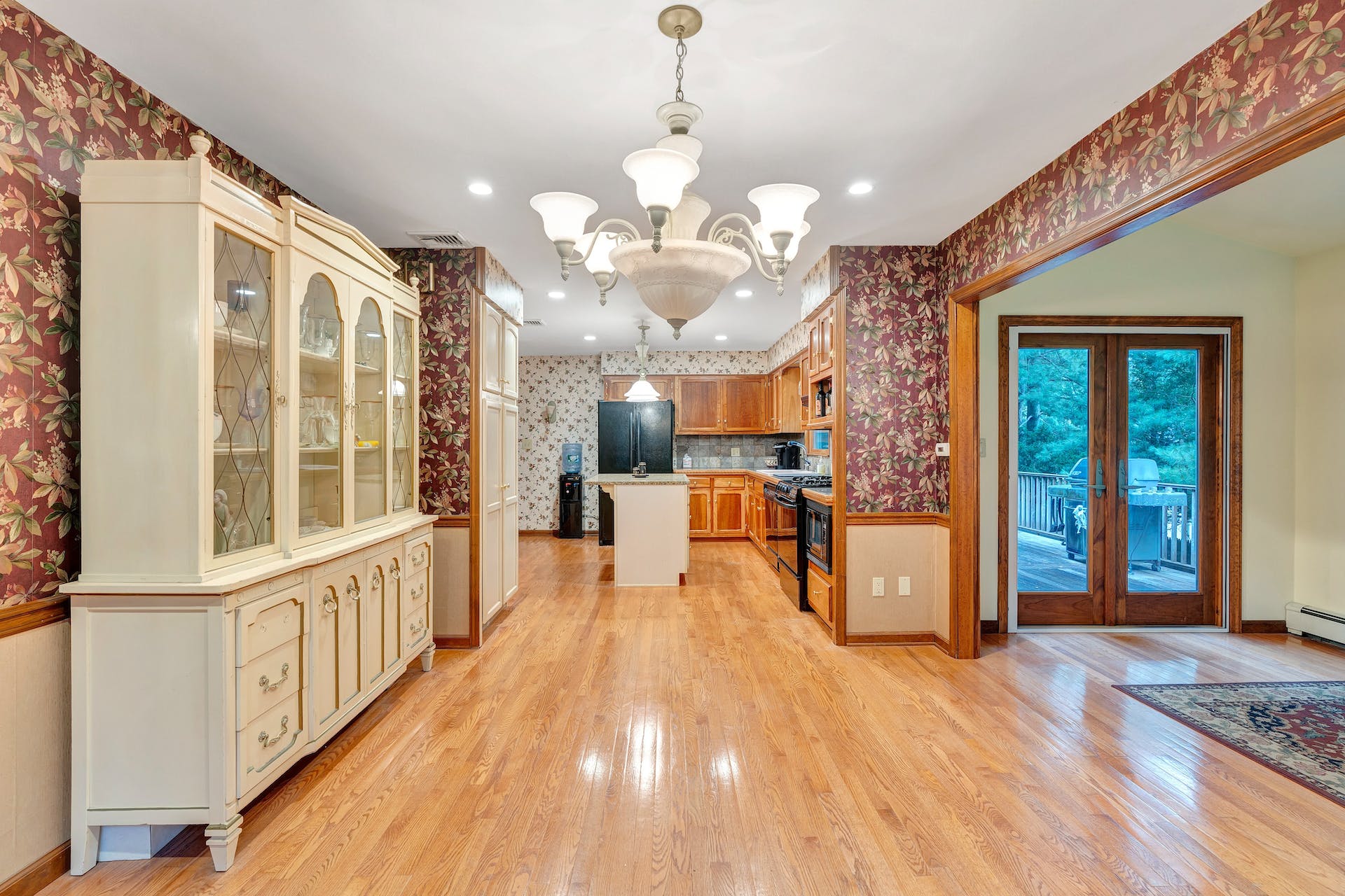 145 Franklin St