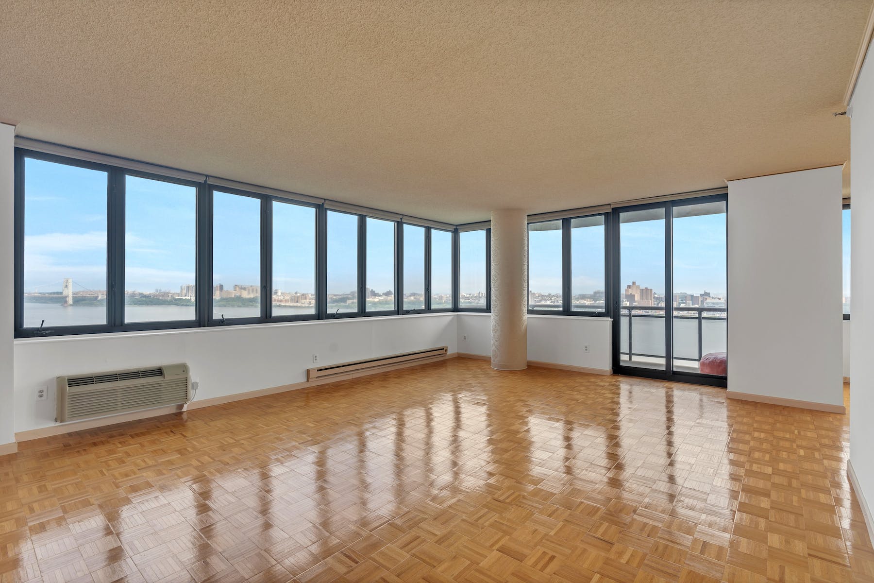 100 Carlyle Drive 8KN 