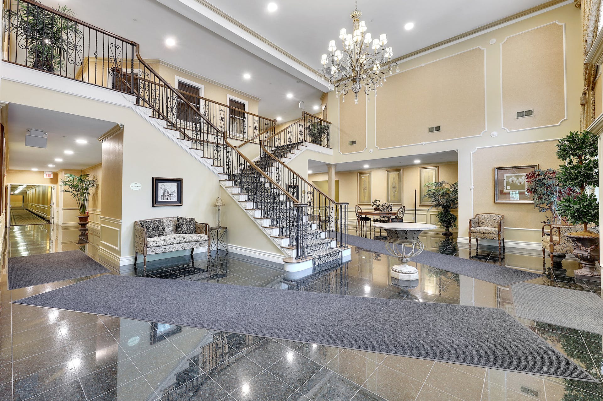 80 Ridgewood Road Unit# 209