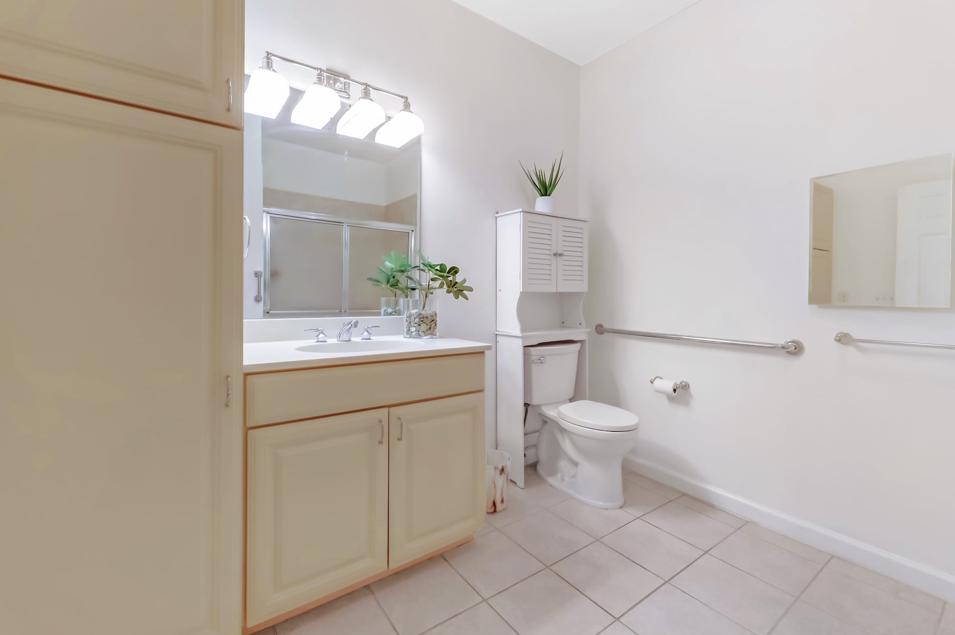 80 Ridgewood Road Unit# 209