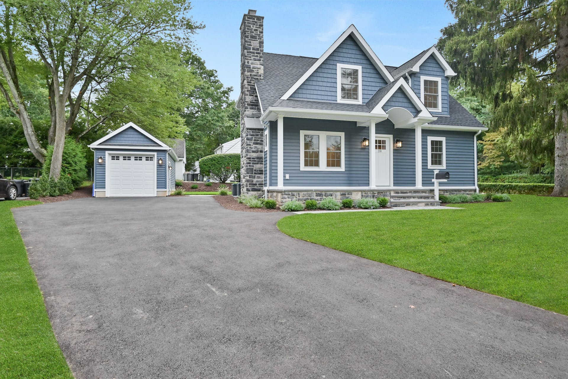 216 Knickerbocker Road