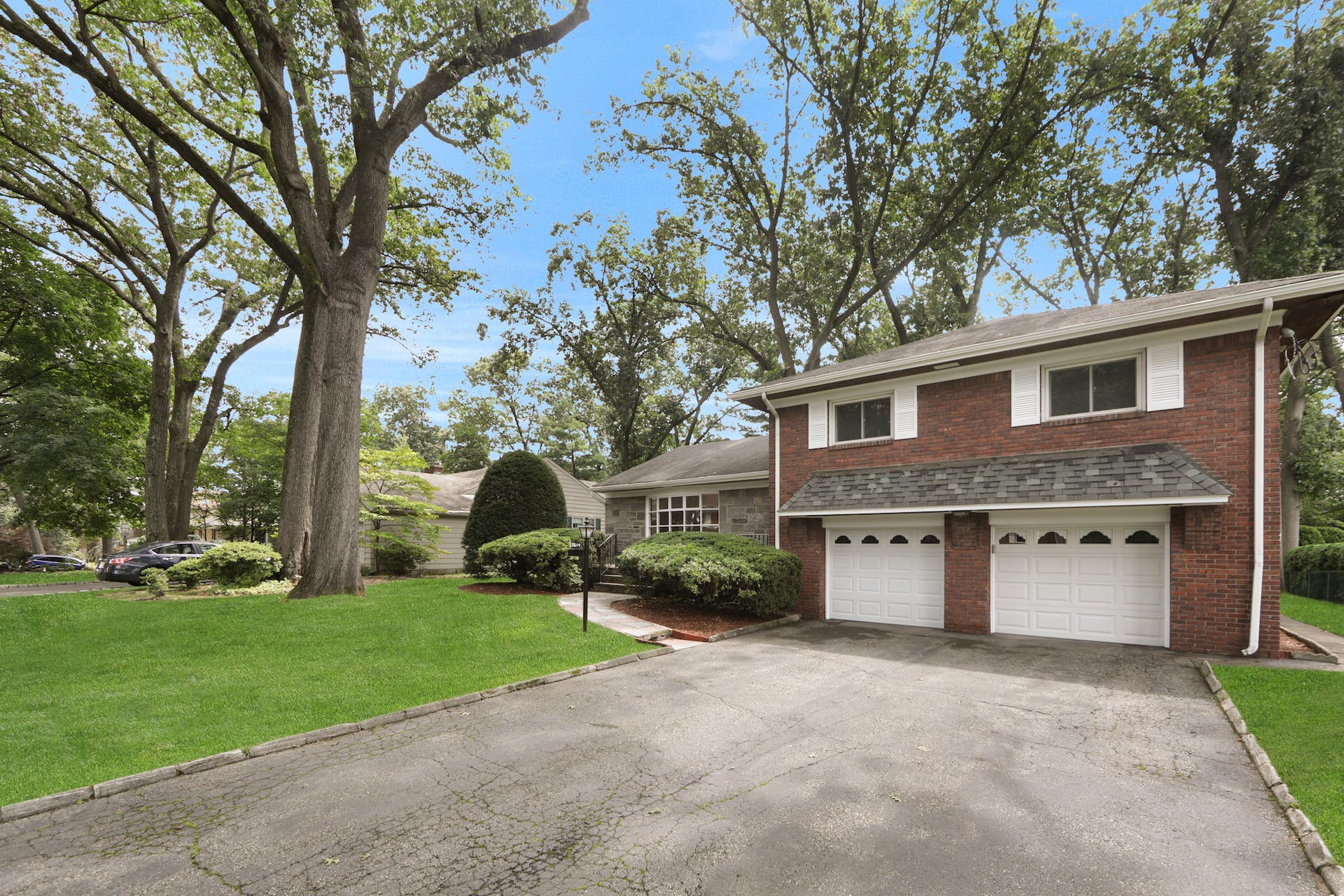 36-14 Hillside Terrace 