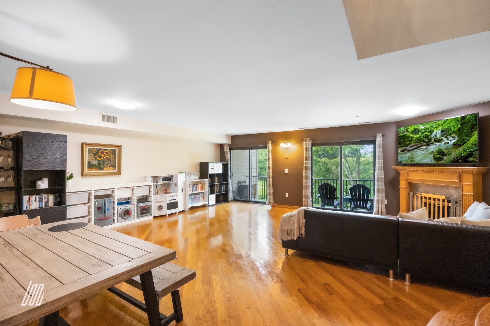 4 Whitman Court