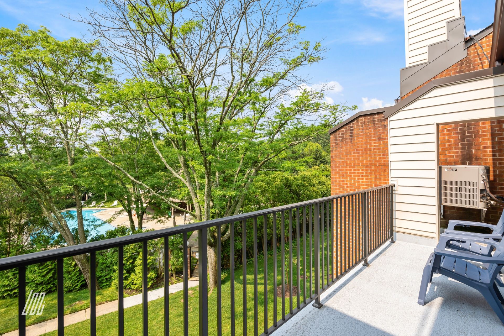 4 Whitman Court
