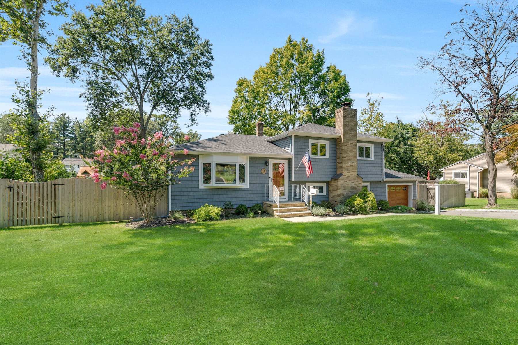 10 Murray Road 