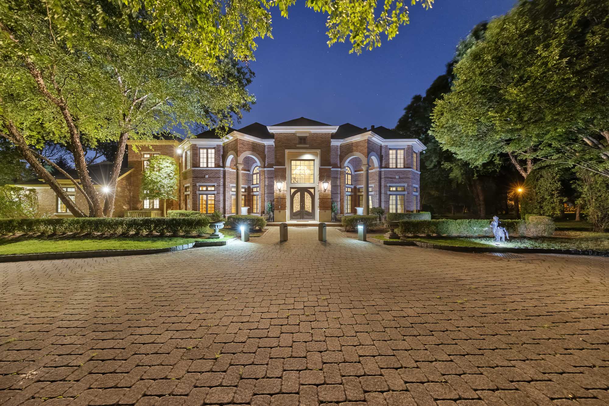 550 Summit Street