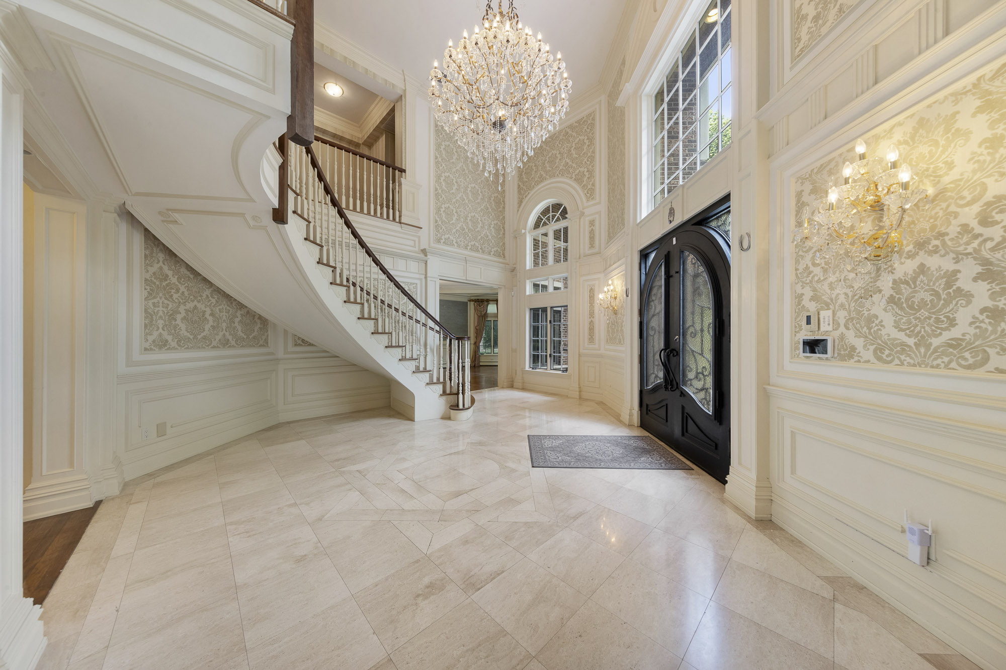 550 Summit Street