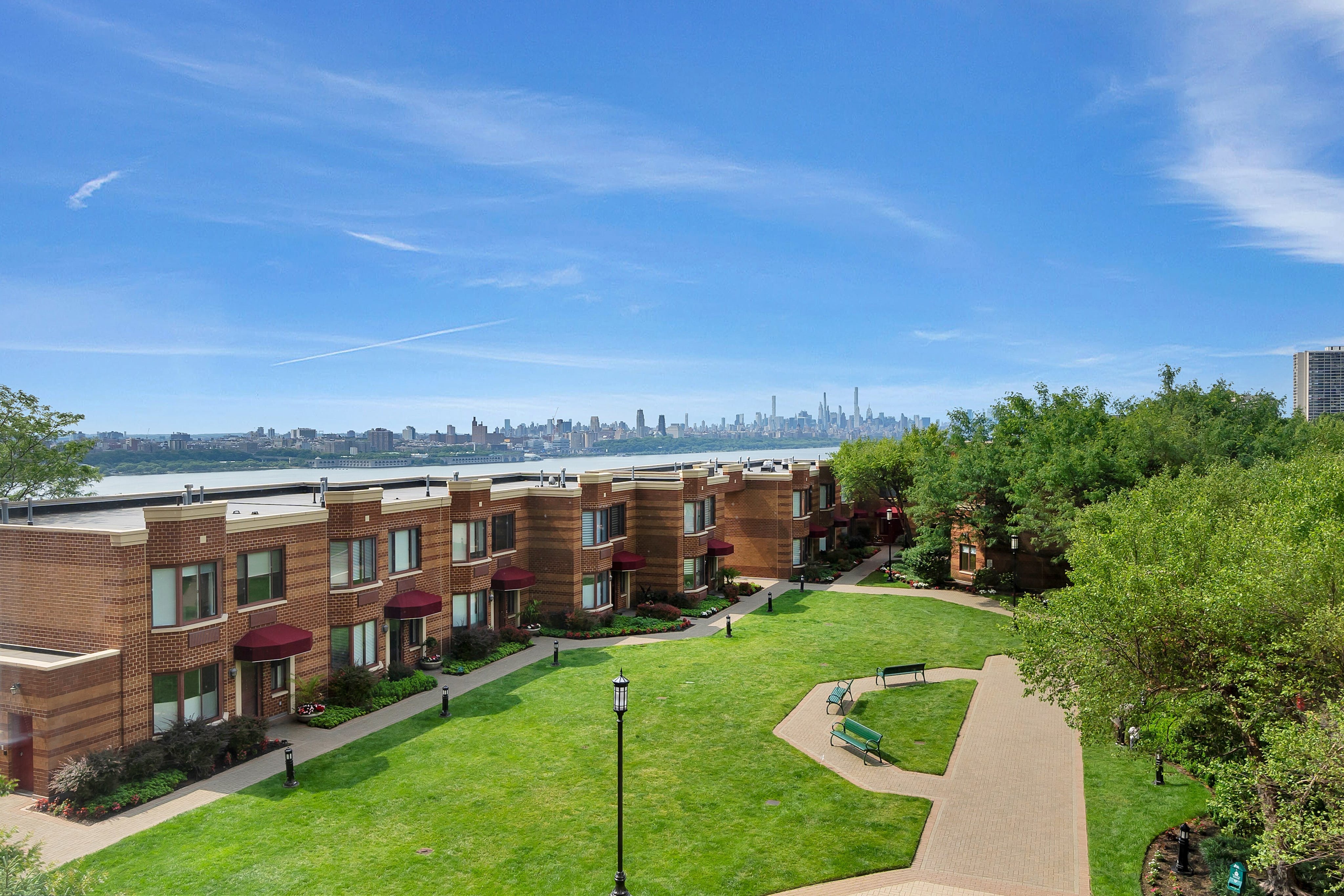 100 Old Palisade Road Unit# 3212