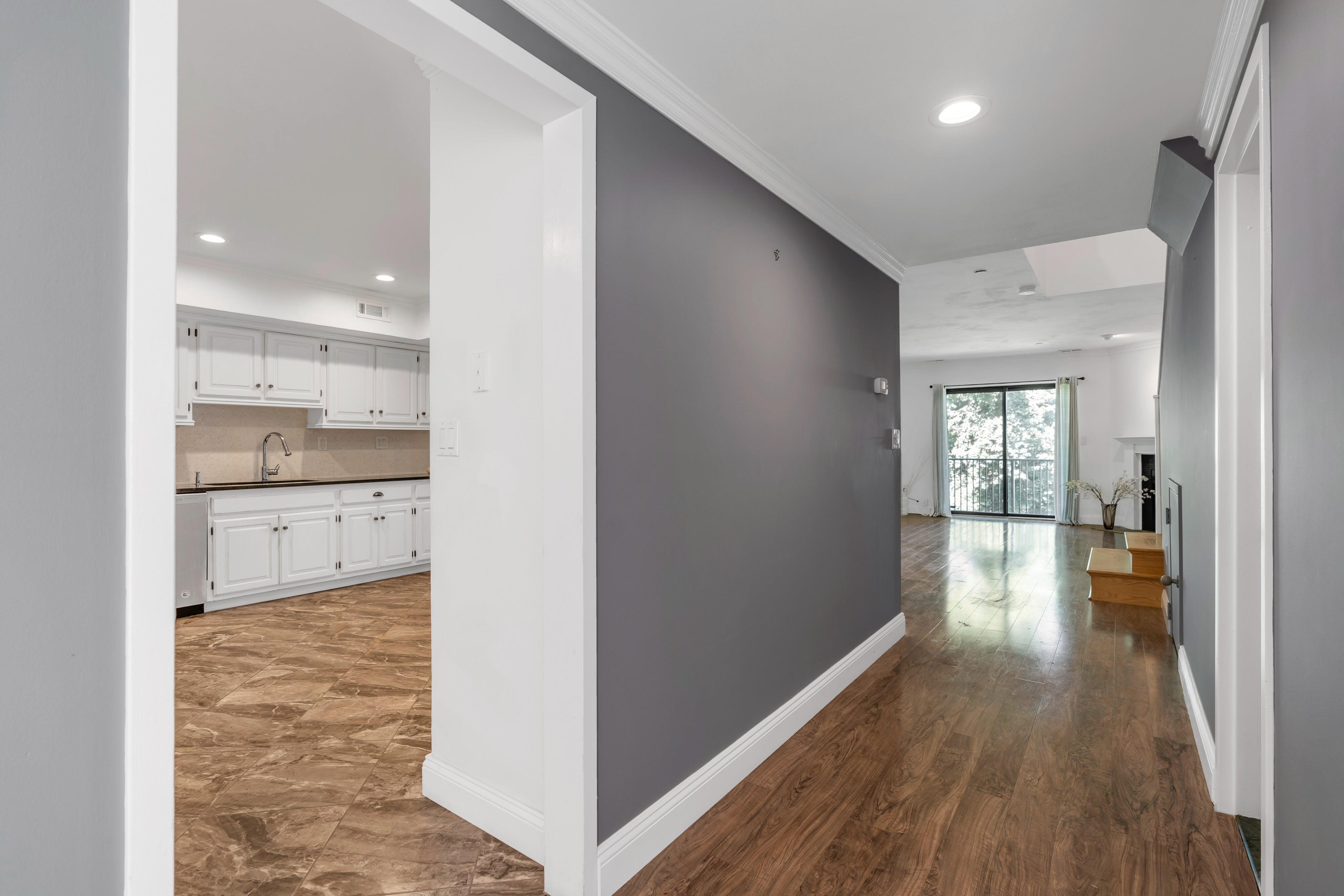 4 Eliot Court 