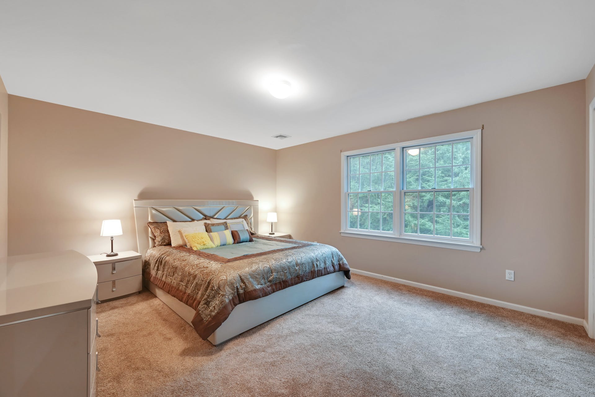 280 Airmount Ave