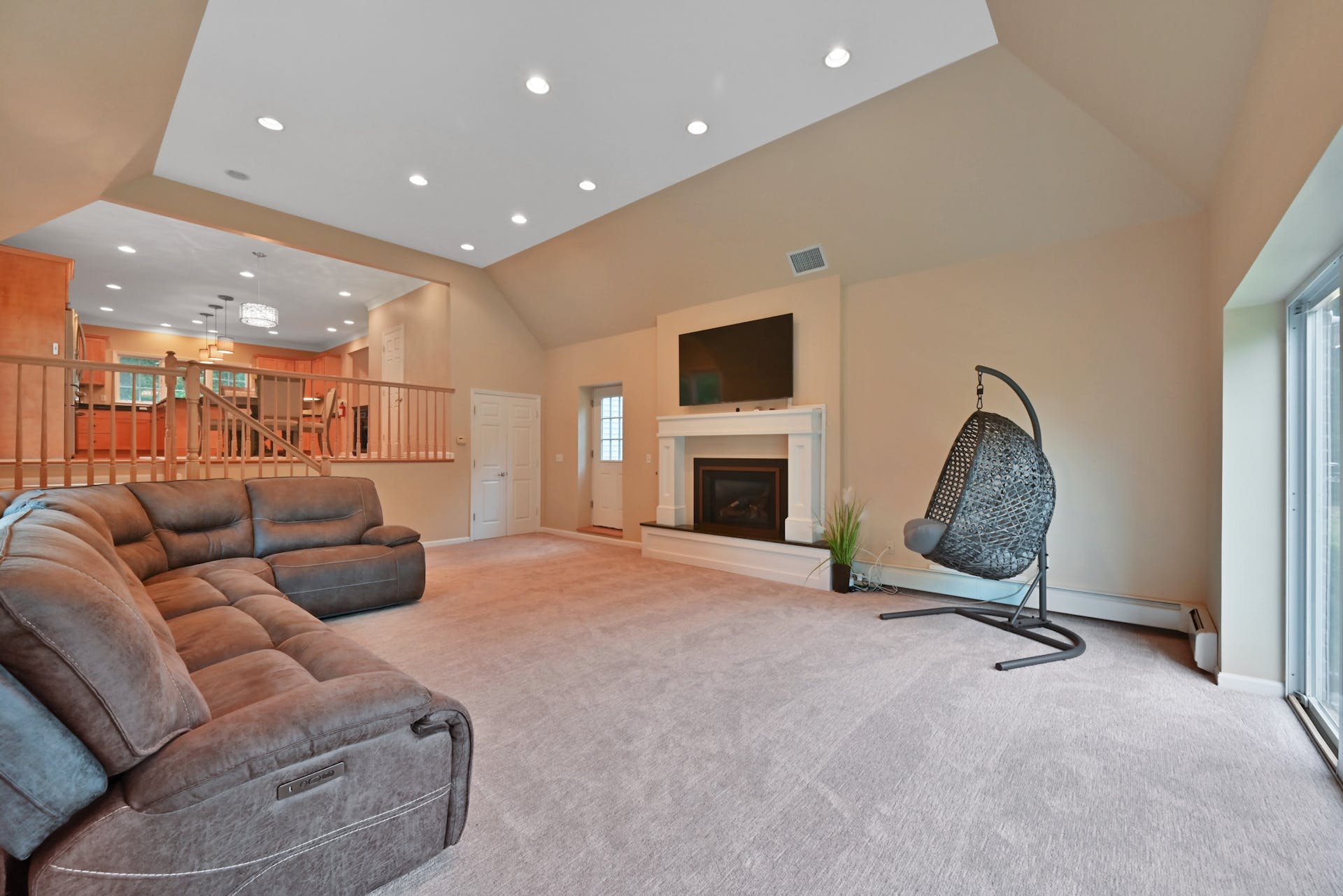 280 Airmount Ave