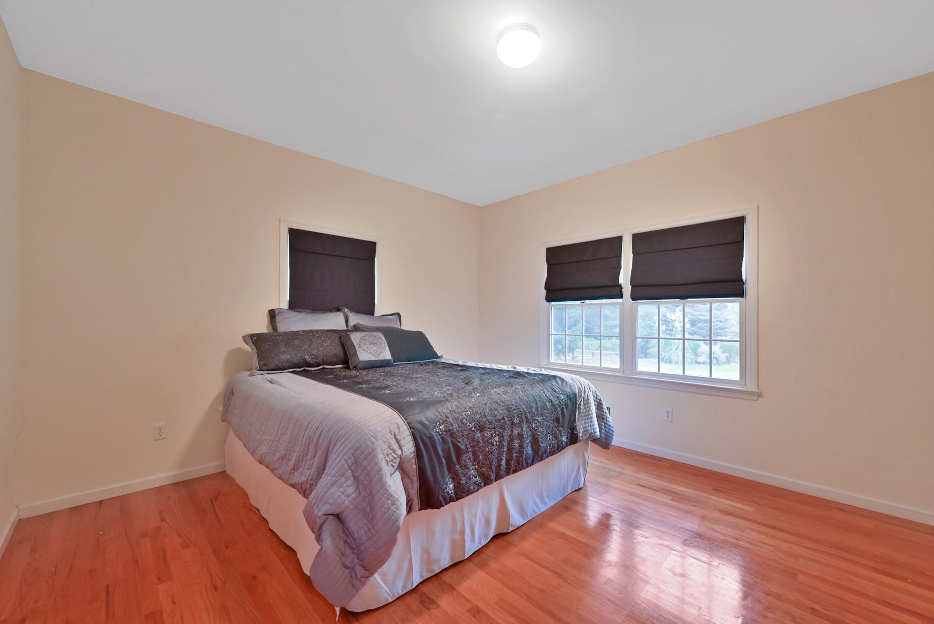 280 Airmount Ave