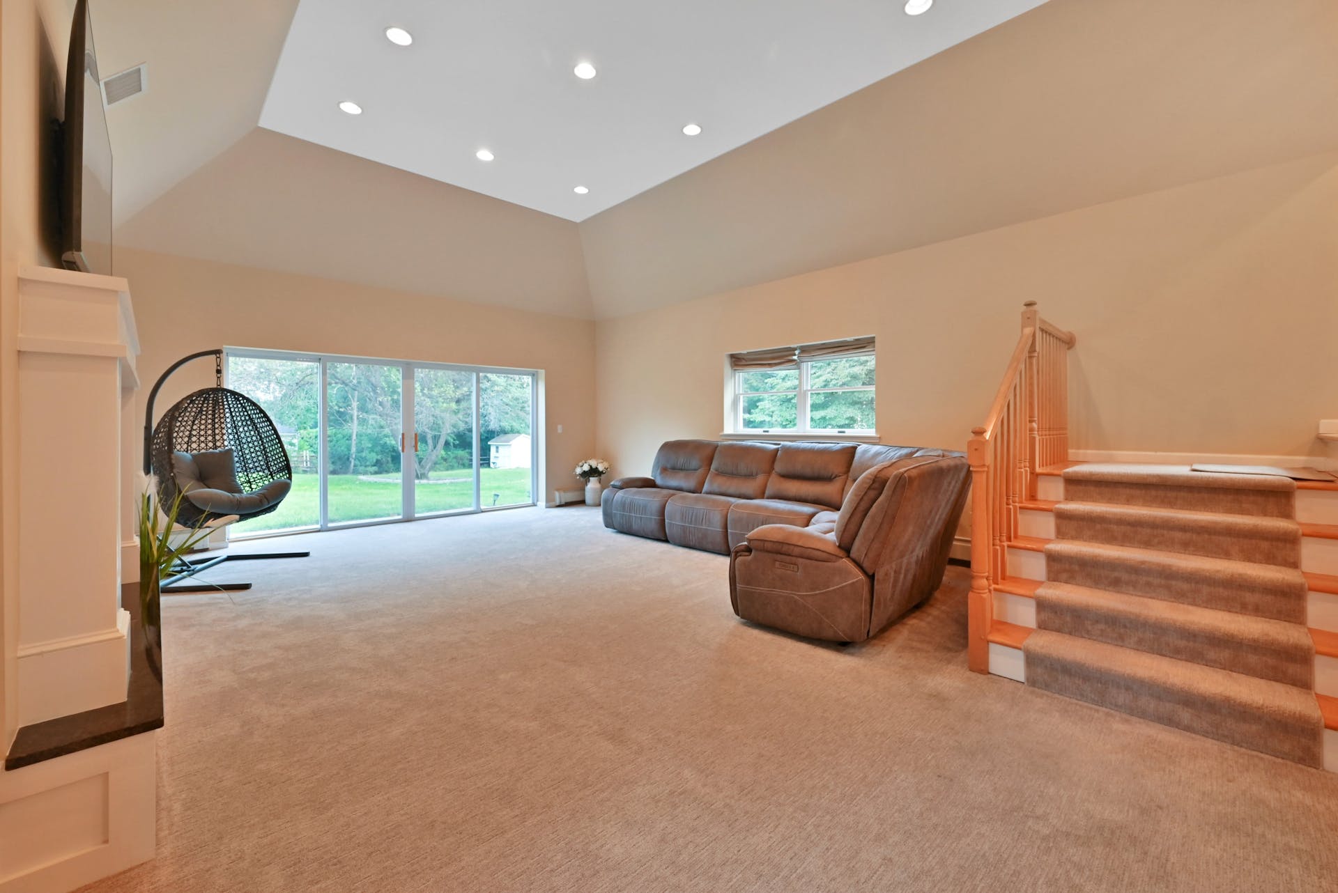 280 Airmount Ave
