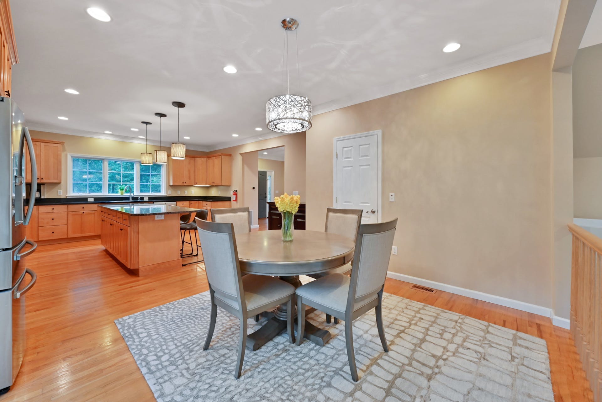 280 Airmount Ave
