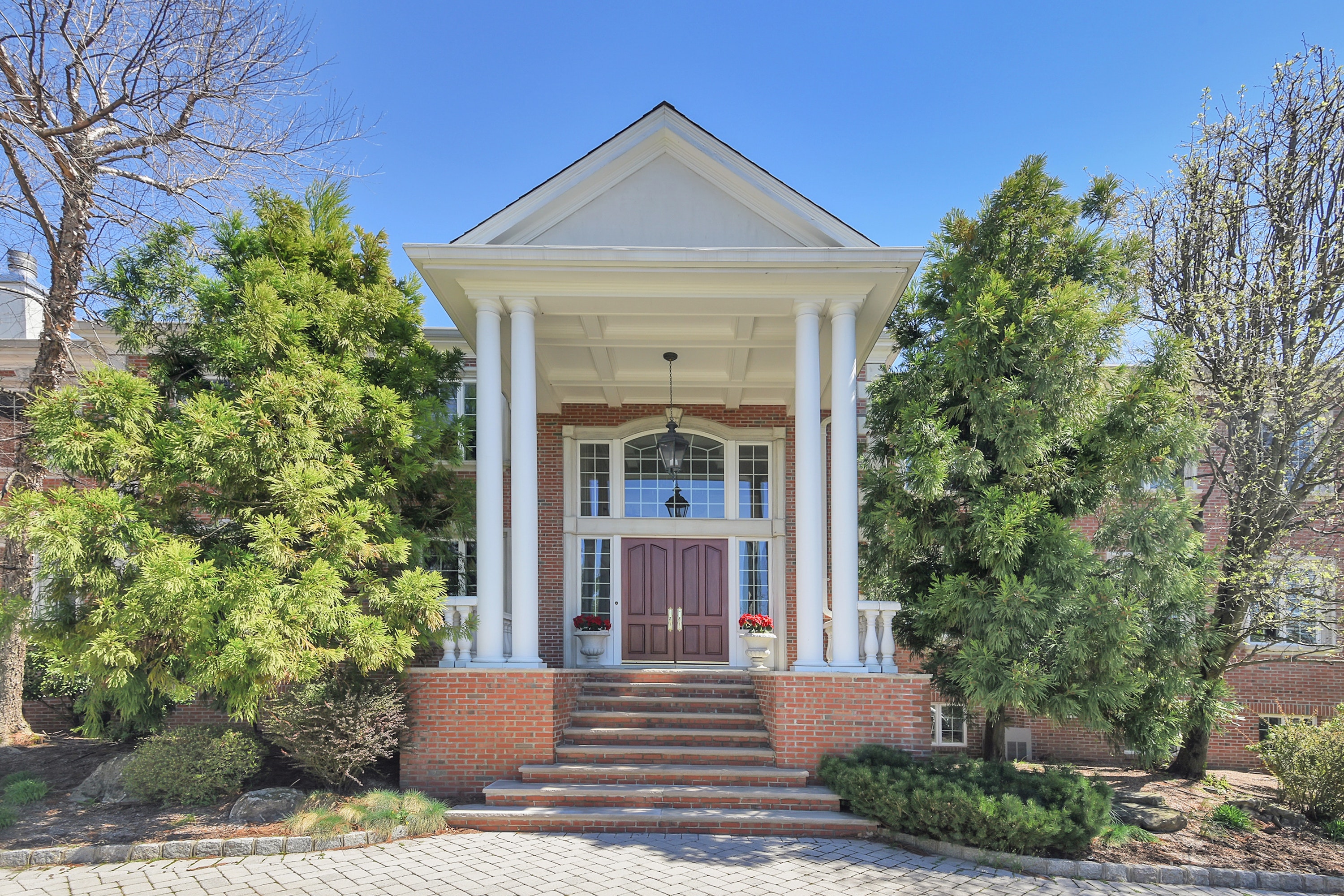 26 Marie Major Dr