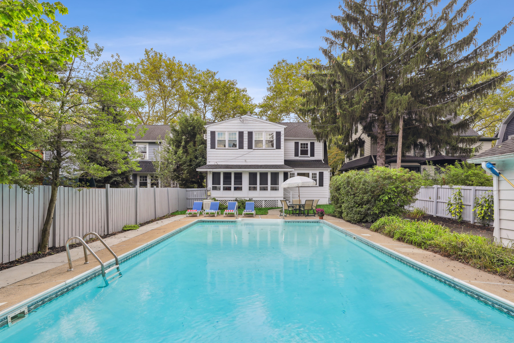 61 Beverly Road